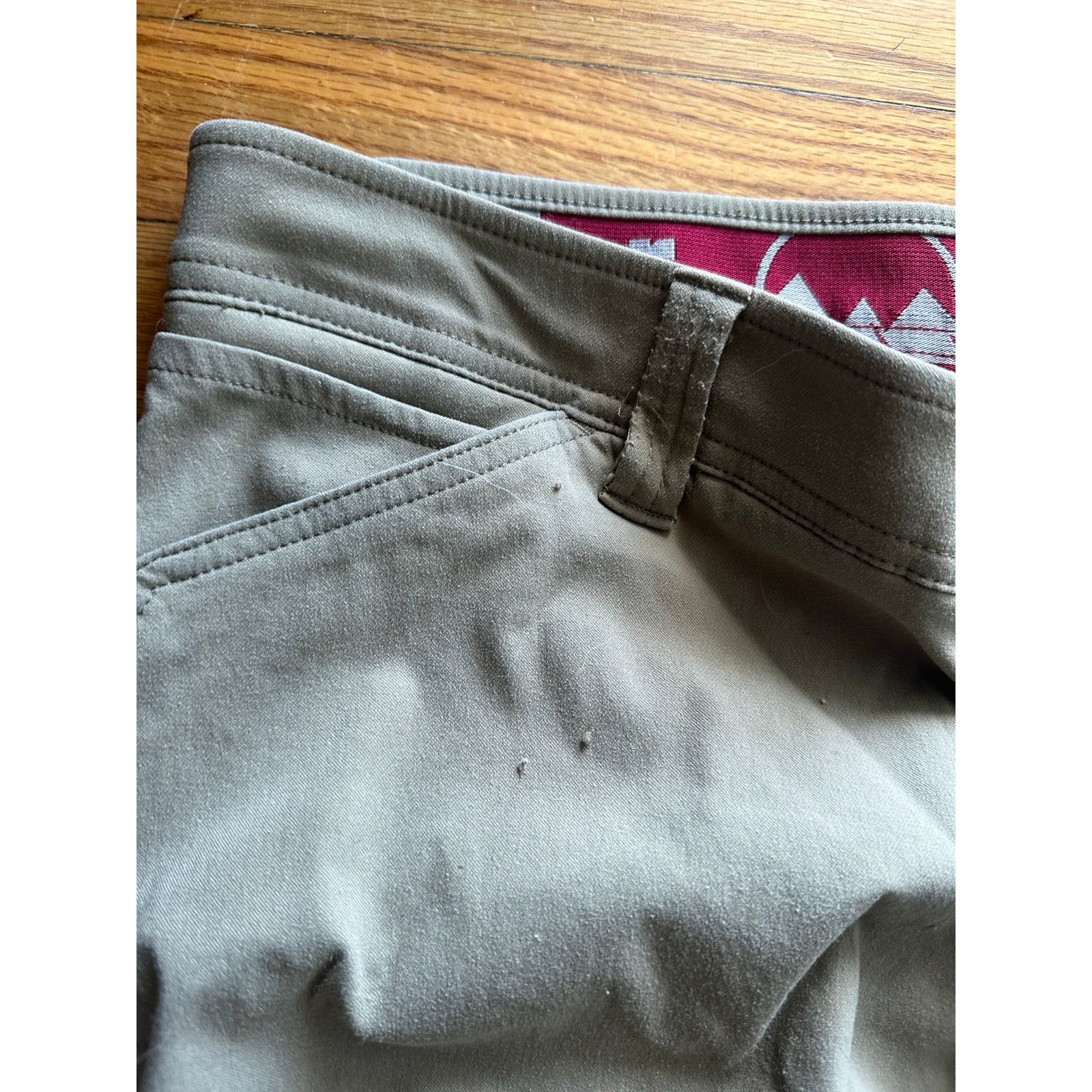 Wrangler Wrangler Khaki Cargo Pants – Size 40x30 Size US 40 / EU 56 - 5 Thumbnail