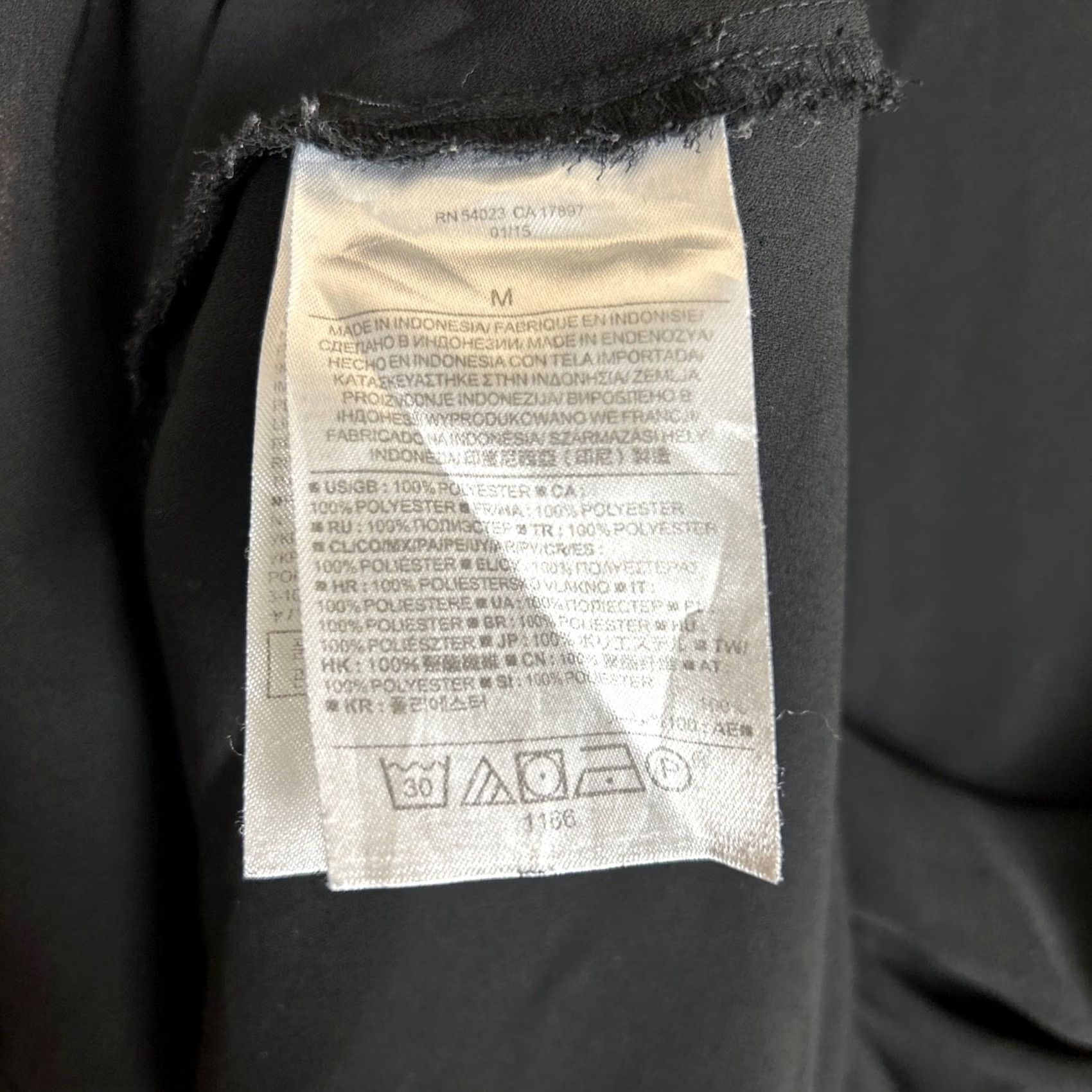 Banana Republic Banana Republic Womens Blouse Black V Neck Sleeveless Button Down Medium Size M / US 6-8 / IT 42-44 - 5 Thumbnail