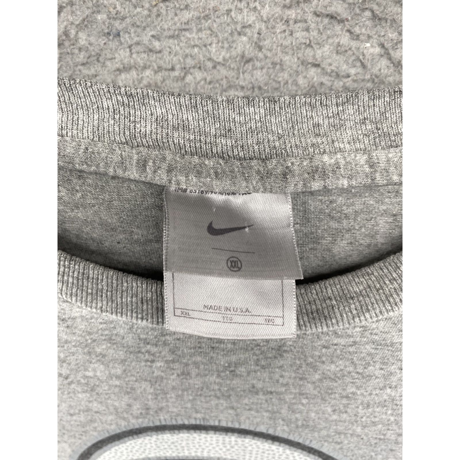 Nike VINTAGE Nike Basketball T Shirt Mens Silver Tag USA Made Shirt 2XL Gray Size US XXL / EU 58 / 5 - 3 Thumbnail