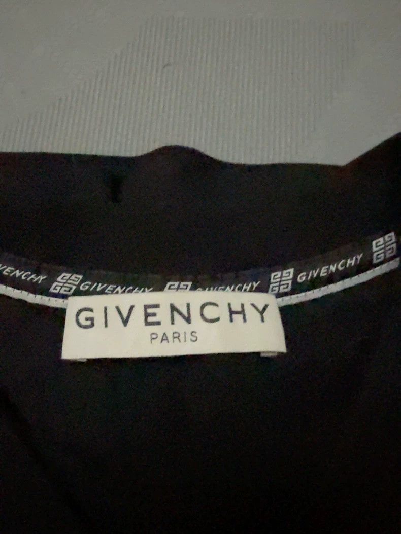 Givenchy Givenchy Classic Model, Timeless, Men's T-Shirt, Smallest Size US XS / EU 42 / 0 - 2 Thumbnail