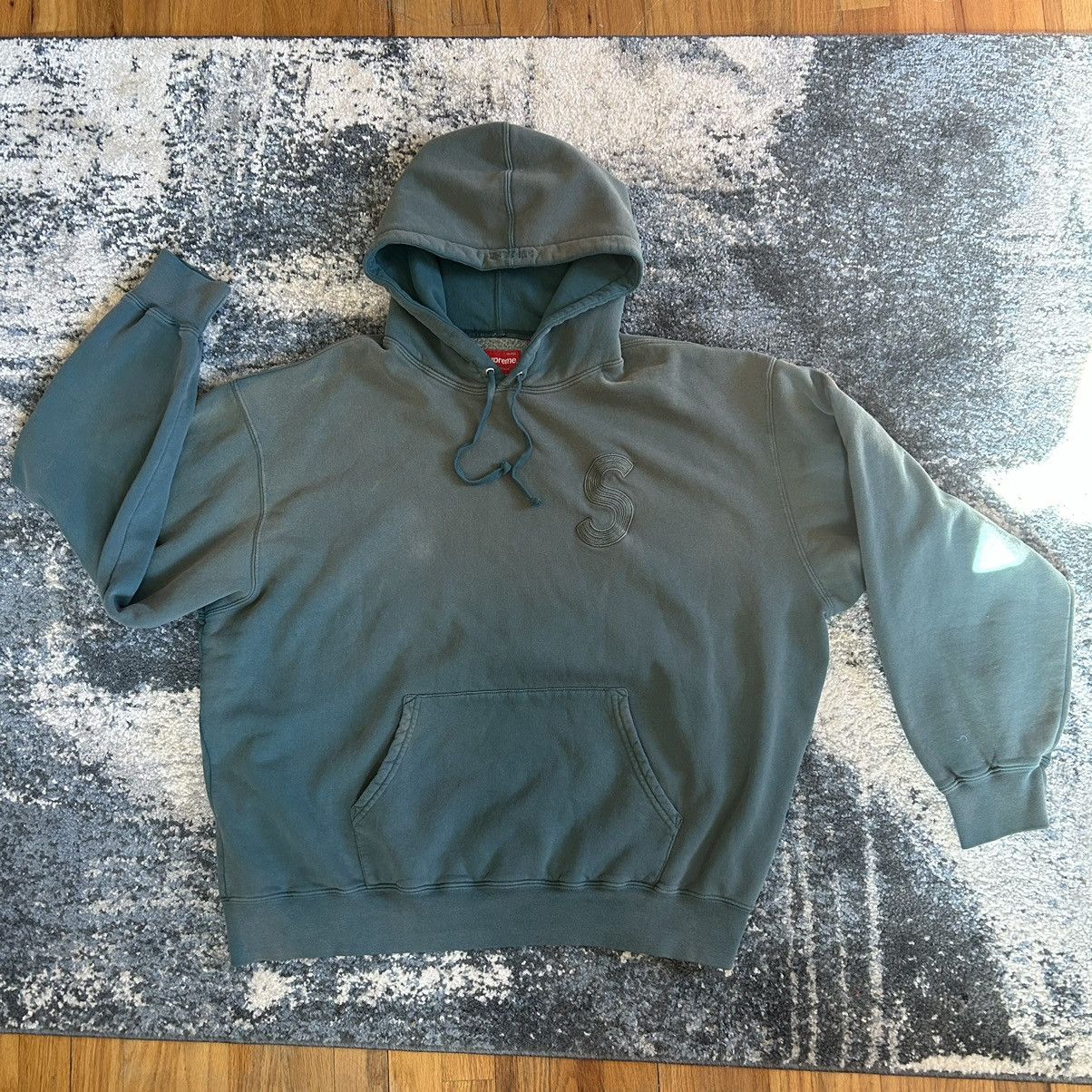 Supreme 2023 OVERDYED S LOGO HOODED SWEATSHiRT MiDWEiGHT FLEECE Size US XXL / EU 58 / 5 - 5 Thumbnail