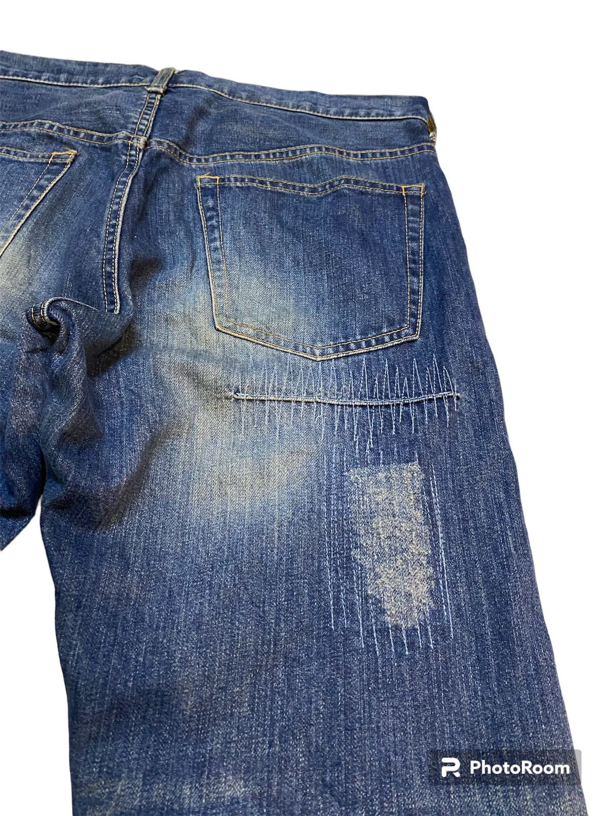 If Six Was Nine × Le Grande Bleu (L.G.B.) × Takeo Kikuchi Japanese Brand TK Painter Distressed Regular Straight Denim Size US 34 / EU 50 - 9 Thumbnail