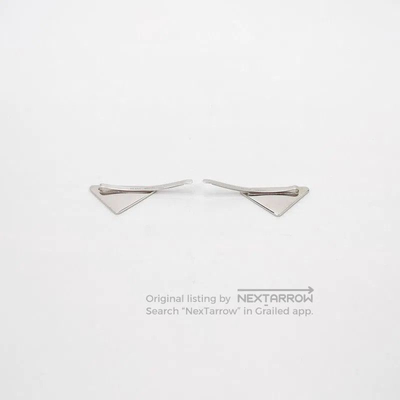 Prada Prada Triangular Logo Hairpin. Size ONE SIZE - 2 Thumbnail