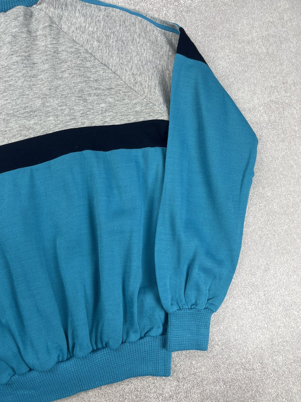 Adidas Vintage Adidas Ventex Retro Tracksuit Made in France Size M Size US M / EU 48-50 / 2 - 9 Thumbnail