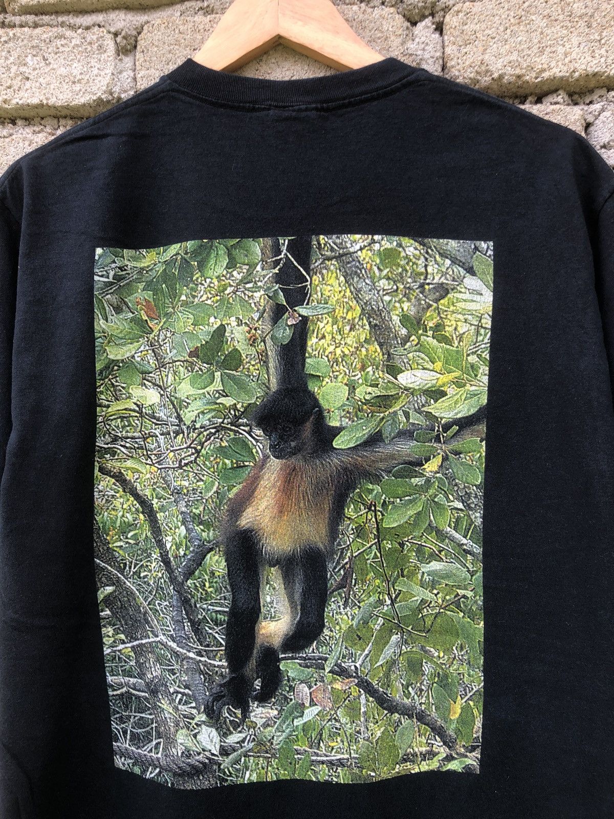 The Mountain Vintage Y2K Hanging Out In Belize,Central America Tshirt Size US L / EU 52-54 / 3 - 4 Thumbnail