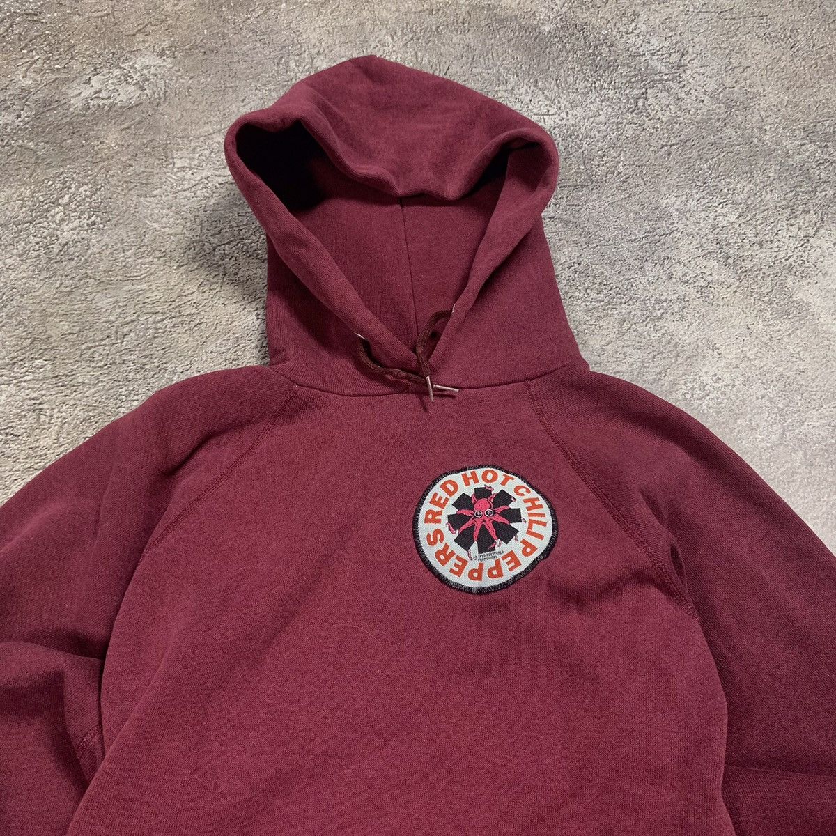 Vintage Vintage 90s Burgundy Graphic Hoodie Streetwear Skate Boxy M Size US M / EU 48-50 / 2 - 4 Thumbnail