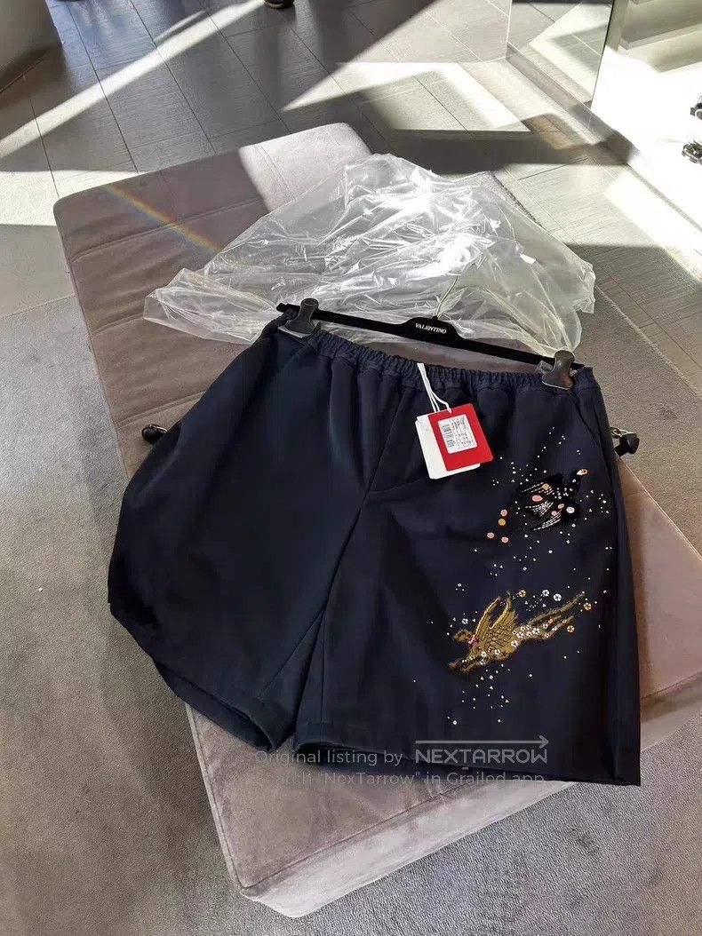 Valentino Valentino shorts Size 34" / US 12 / IT 48 - 2 Thumbnail