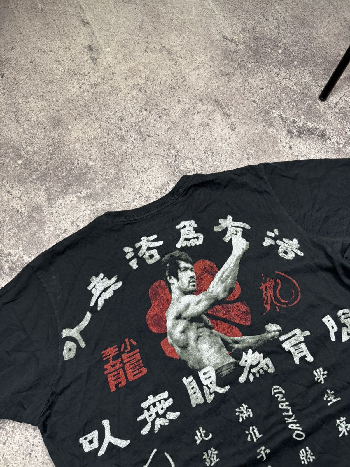 Vintage Vintage Bruce Lee Y2K Japanesse Symbol Archive T Shirt Rare Size US M / EU 48-50 / 2 - 8 Thumbnail