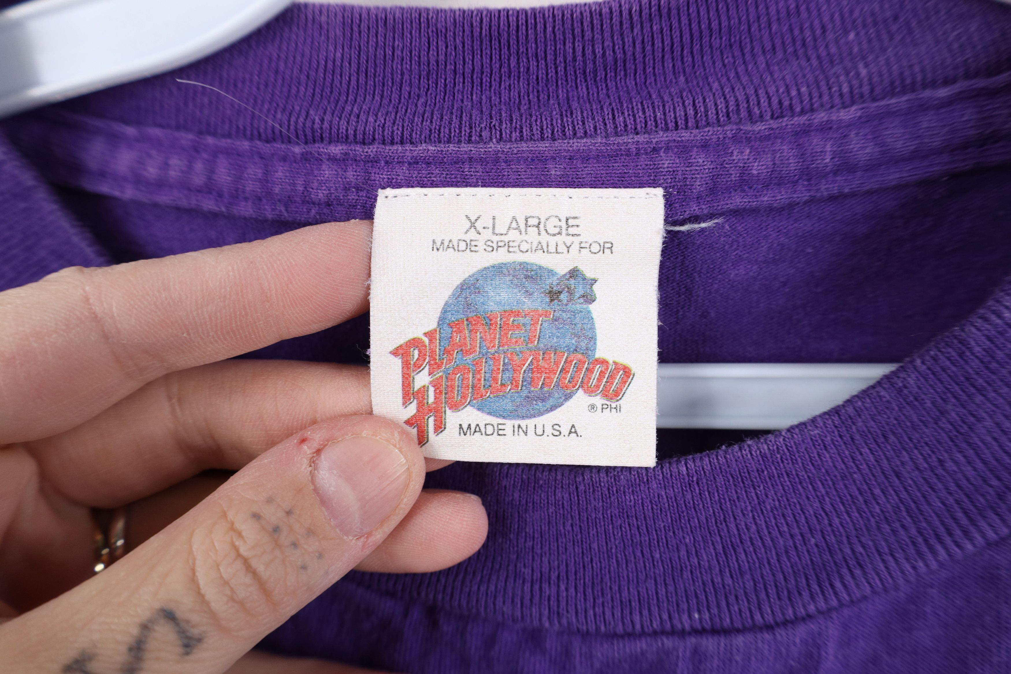 Vintage Vintage 90s Planet Hollywood Las Vegas T-Shirt Purple USA Size US XL / EU 56 / 4 - 8 Thumbnail