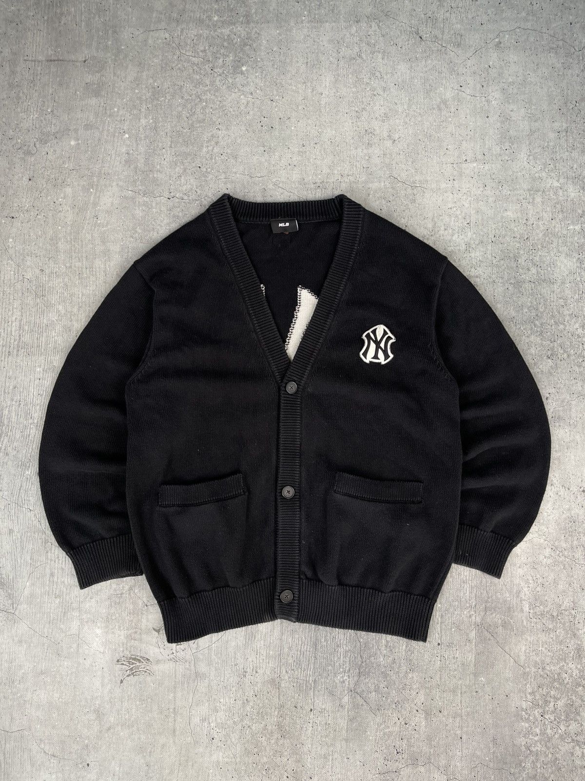 MLB Vintage MLB New York Yankees Y2K Cardigan Sweater Size US XL / EU 56 / 4 - 2 Thumbnail