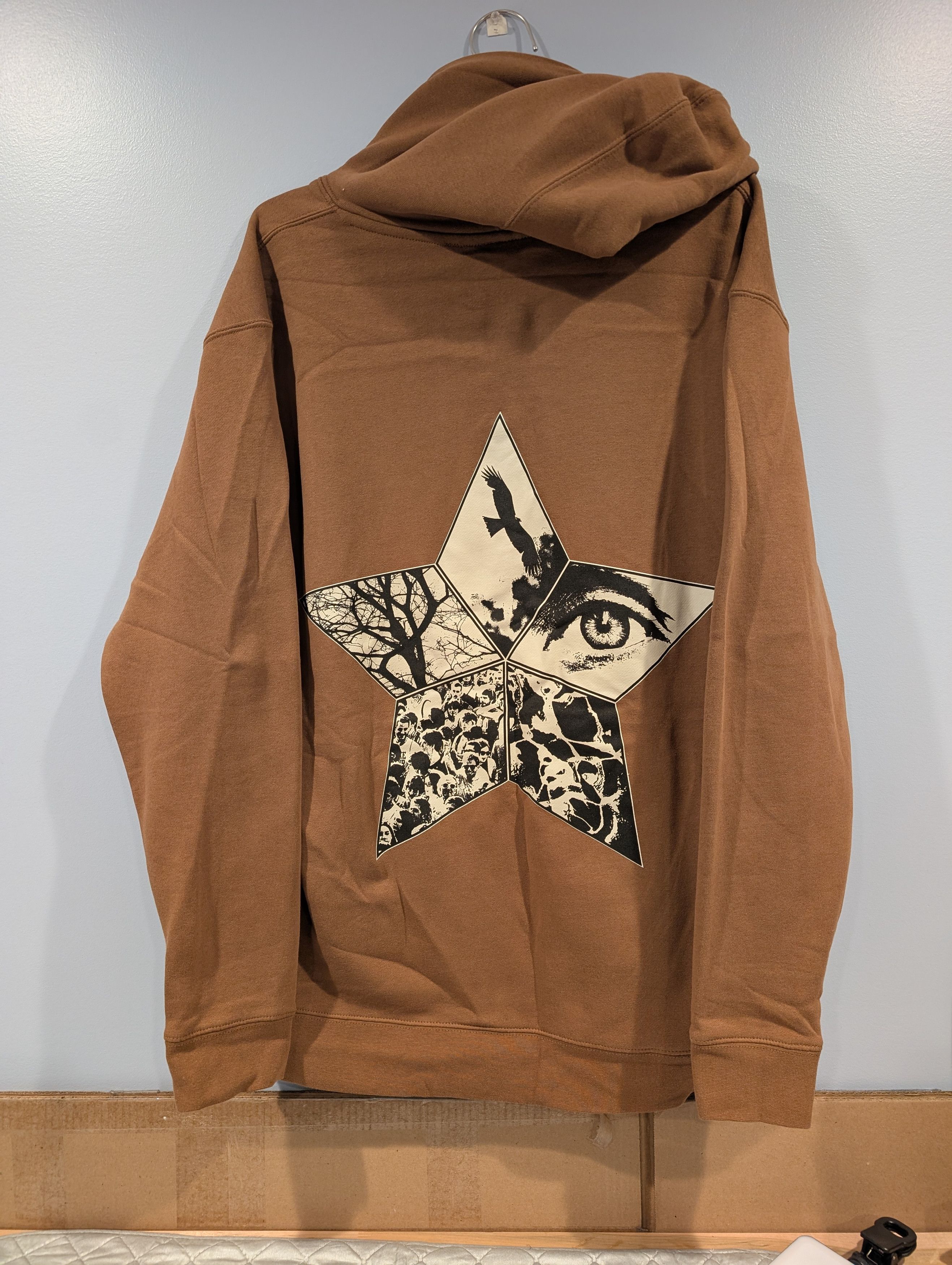 Pleasures Pleasures Flying Hoodie size Large Size US L / EU 52-54 / 3 - 1 Thumbnail