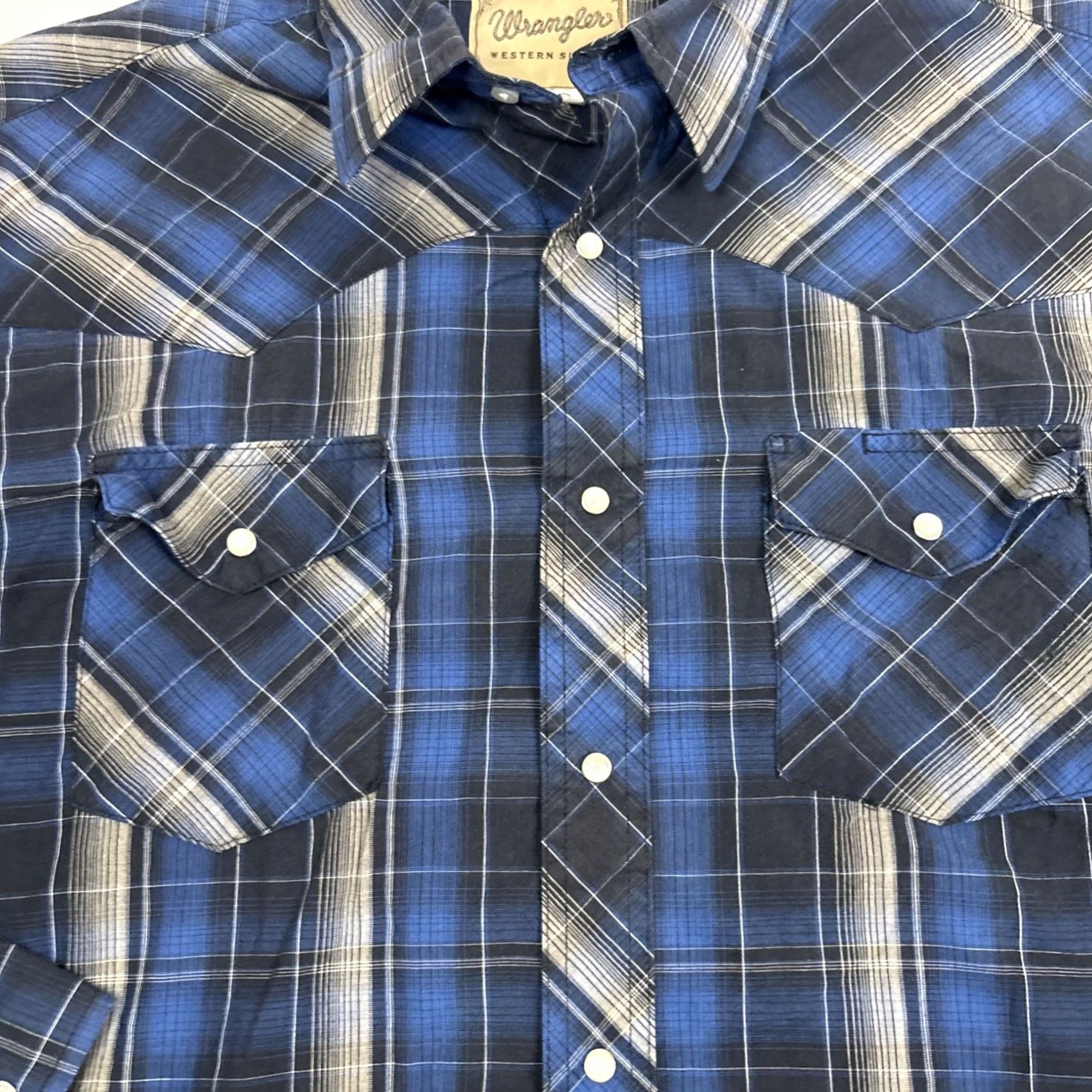 Wrangler Wrangler Shirt Mens XL Blue Black Plaid Pearl Snap Western Long Sleeve Regular Fit Button-Up Shirt Size US XL / EU 56 / 4 - 2 Thumbnail