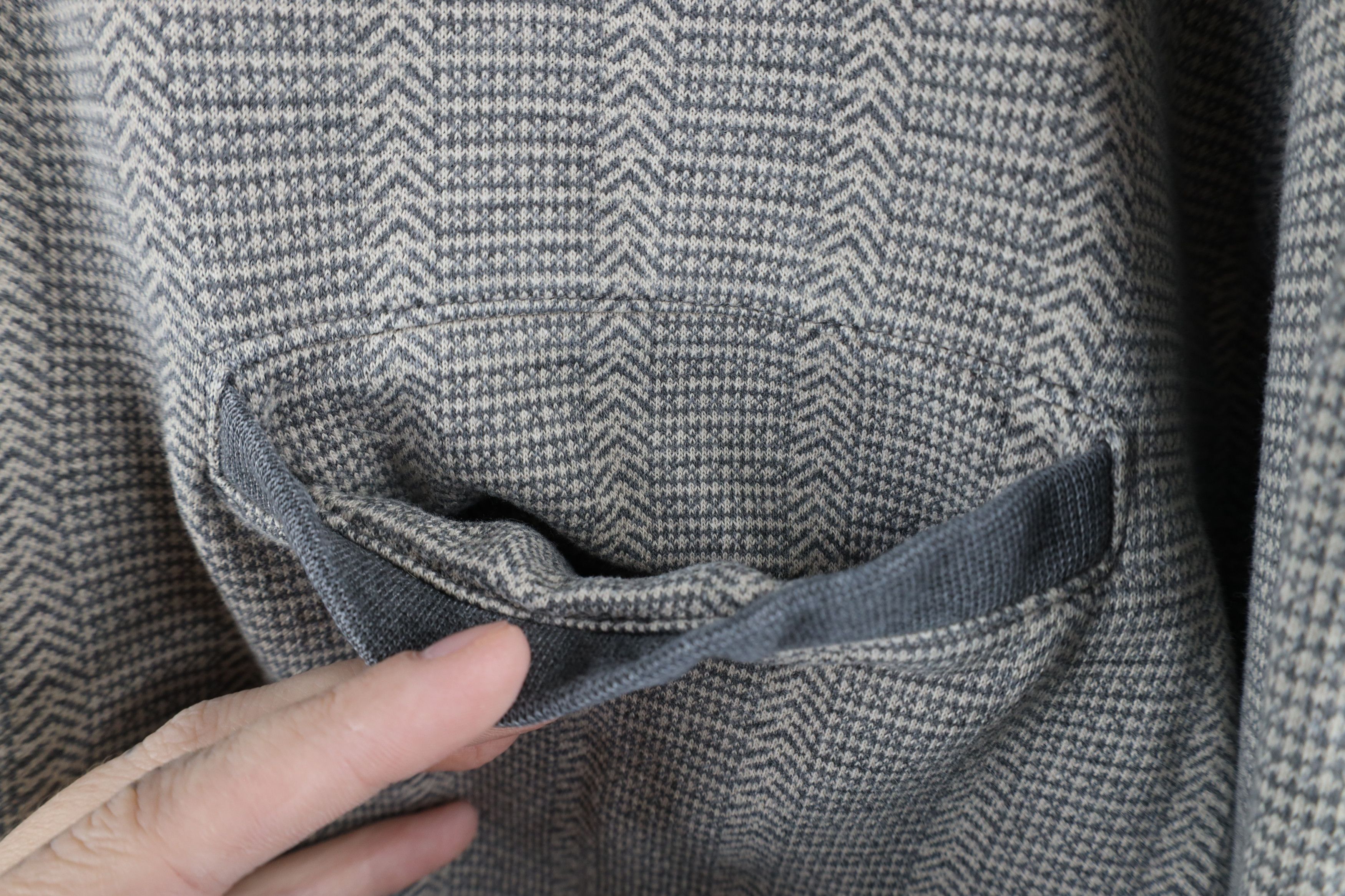 Vintage Vintage 90s Streetwear Faded Geometric Long Sleeve Polo Size US L / EU 52-54 / 3 - 4 Thumbnail
