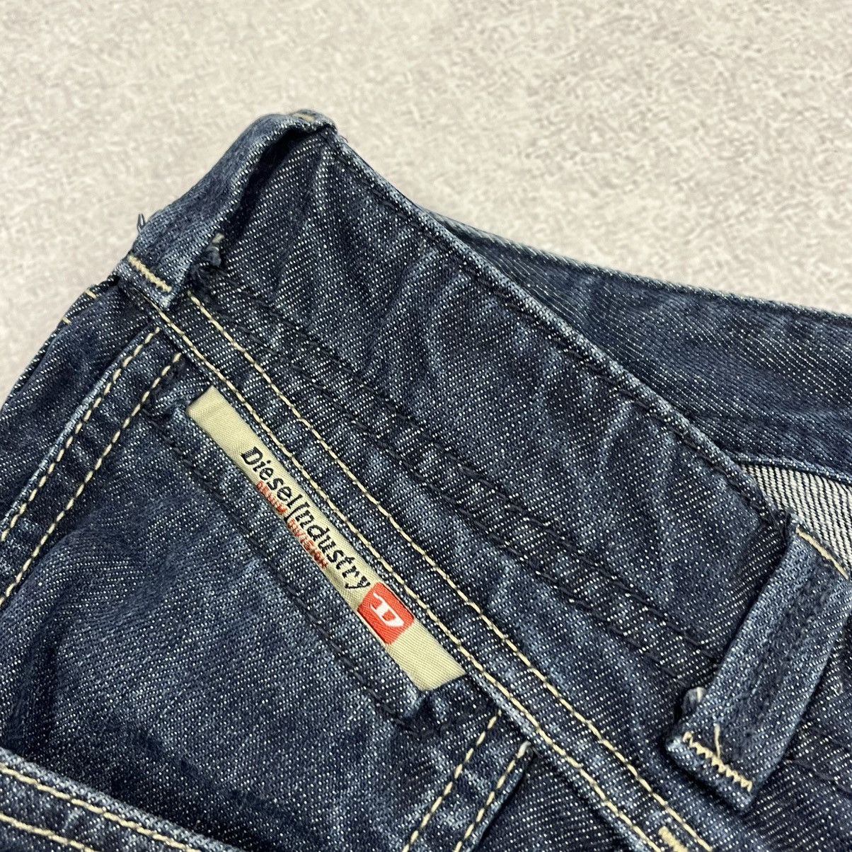 Diesel Diesel Fraceex Denim jeans Dark wash straight regular leg Size US 32 / EU 48 - 4 Thumbnail