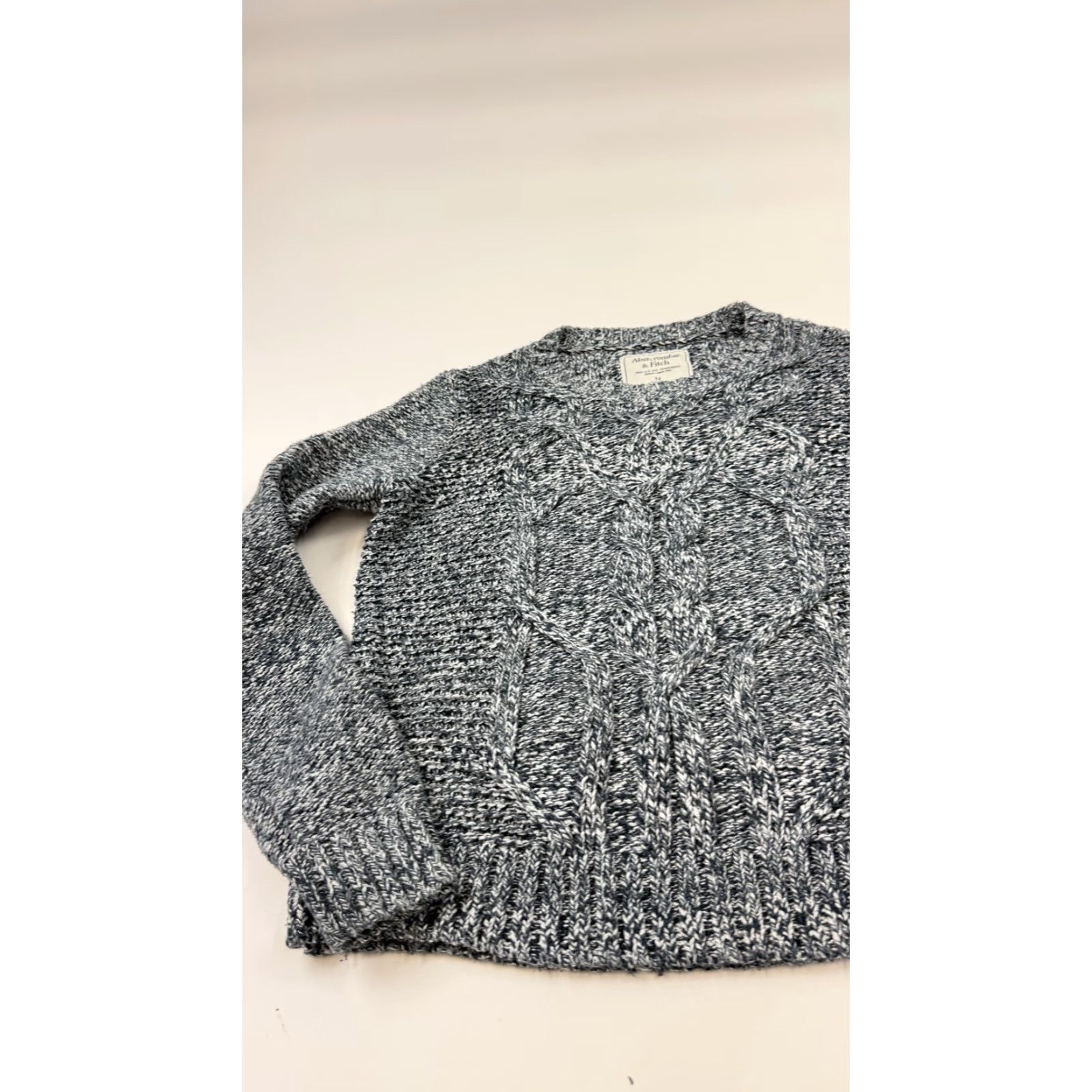 Abercrombie & Fitch Abercrombie & Fitch Sweater Womens Medium Gray Marled Cable Knit Pullover Chunky Crew Neck Knit Size M / US 6-8 / IT 42-44 - 3 Thumbnail
