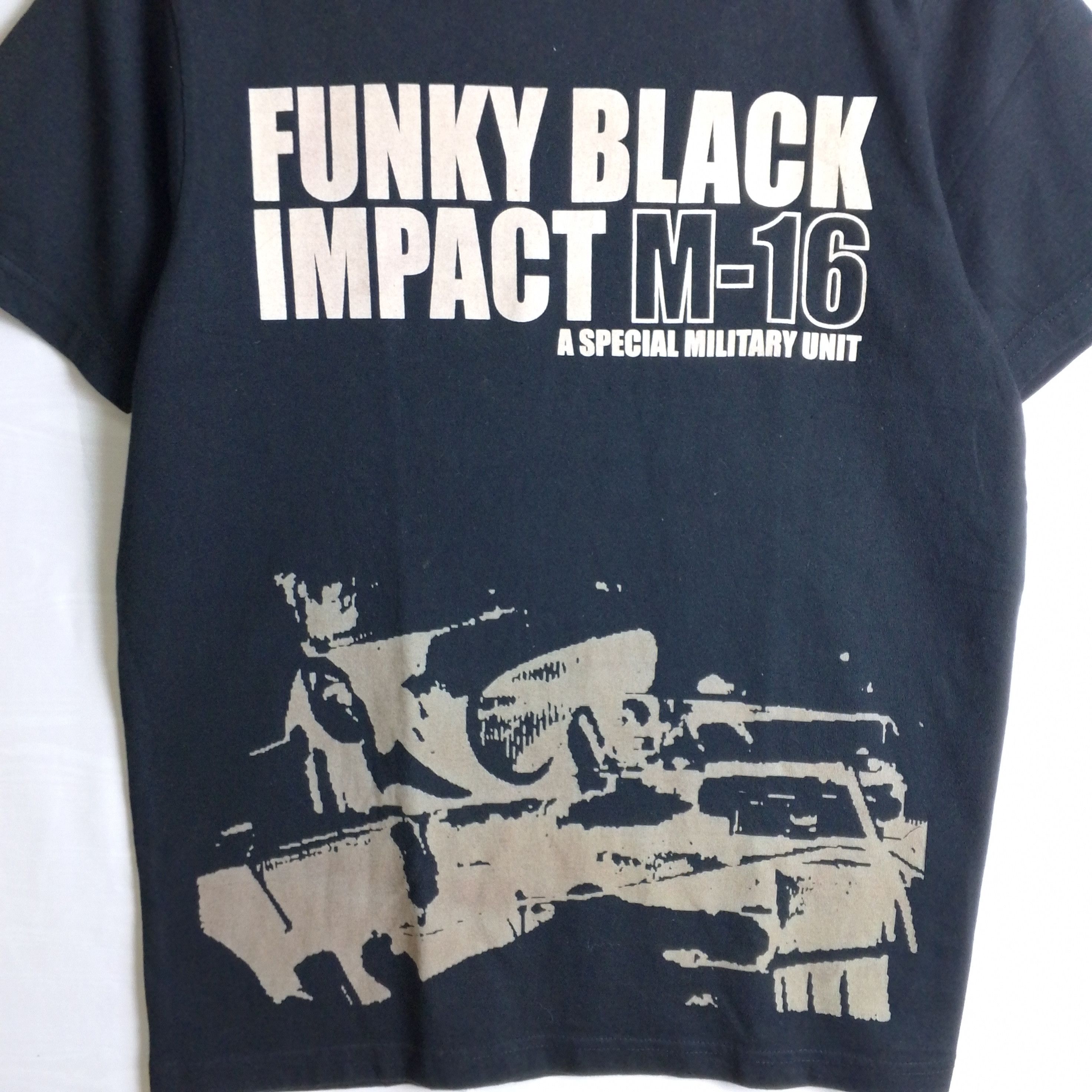 20471120 Free Freaks Factor FBI M-16 A Special Military Unit Tee Size US M / EU 48-50 / 2 - 5 Thumbnail