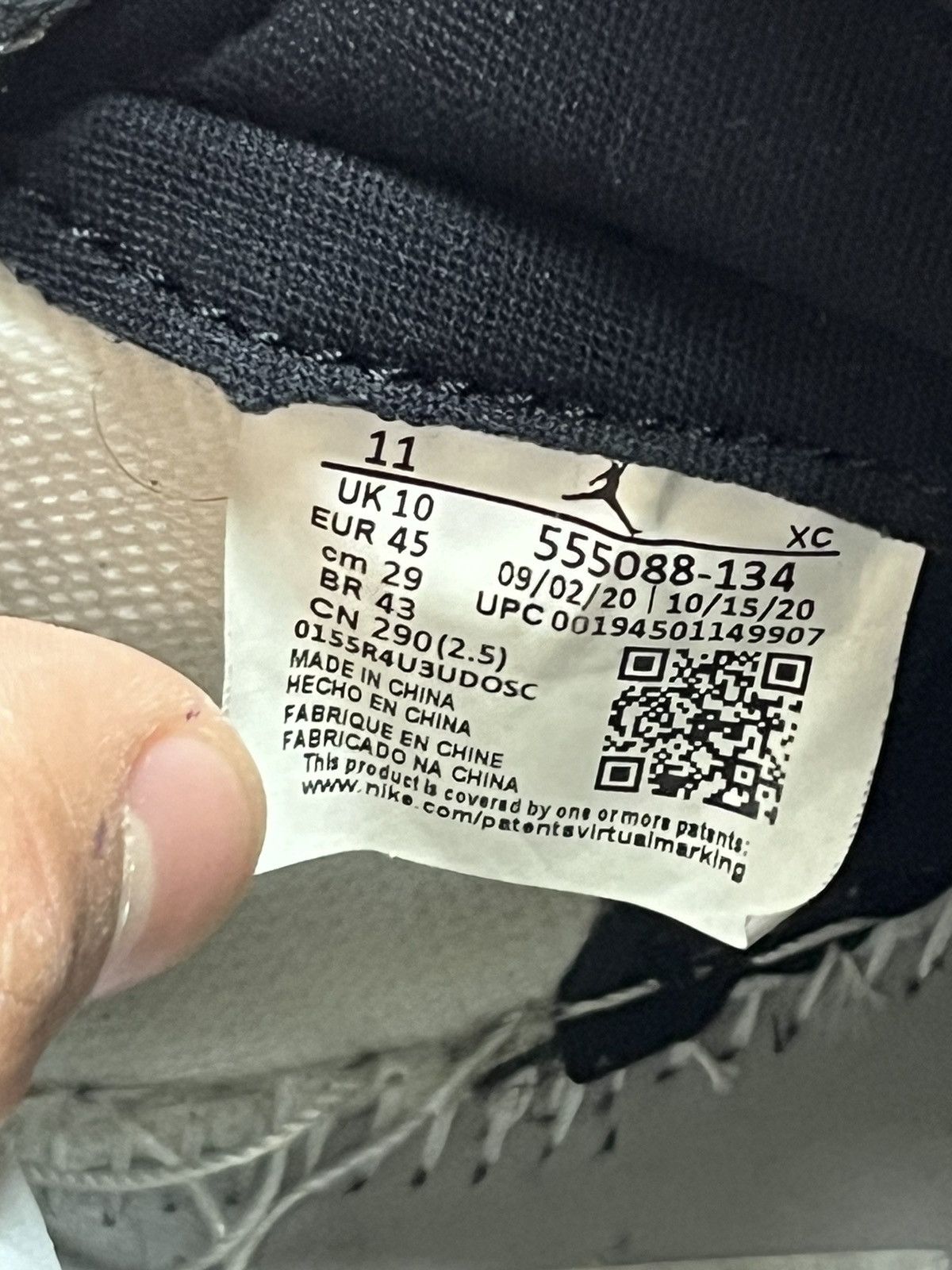 Jordan Brand × Nike Nike Air Jordan 1 Retro High University Blue 555088-134 Size US 10 / EU 43 - 10 Thumbnail