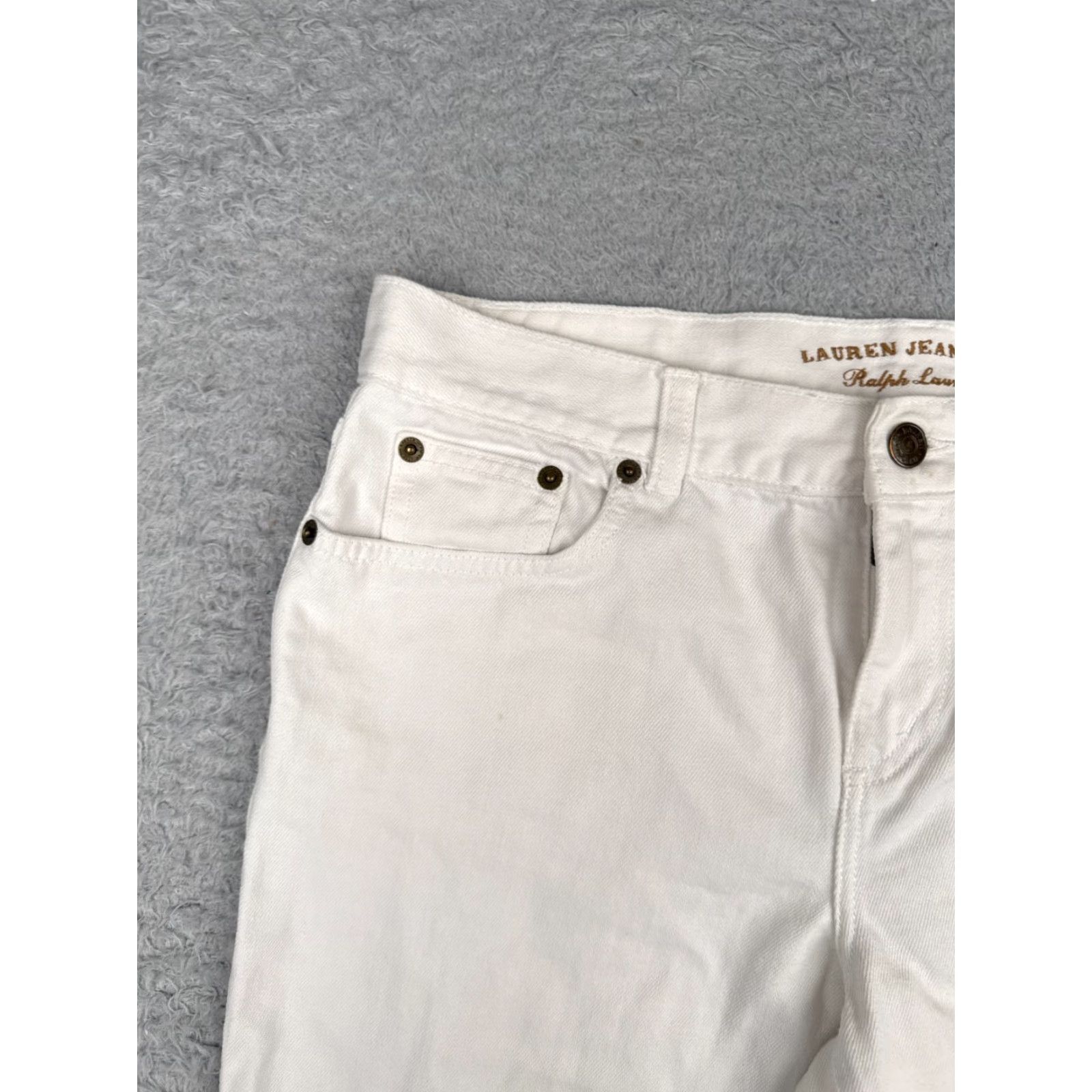 Ralph Lauren Ralph Lauren Jeans Shorts Women 6 White Denim 100% Cotton Mid Rise Casual 30x12 Vintage: No Mens Womens Boys Girls Size 28" / US 6 / IT 42 - 4 Thumbnail