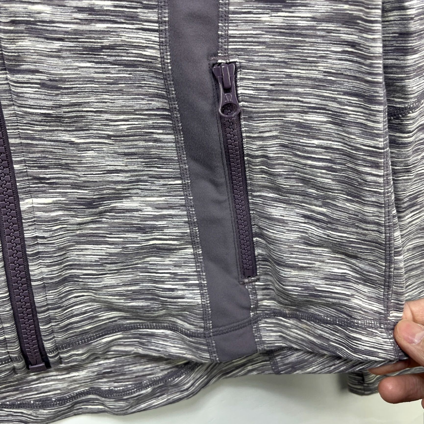 Lululemon Lululemon Define Jacket Women’s 10 Zip Up Gray Nylon Activewear | Zip-Up | Basic Jacket | Size 10 | Women | 90s? (No, keep relevant) Size L / US 10 / IT 46 - 5 Thumbnail
