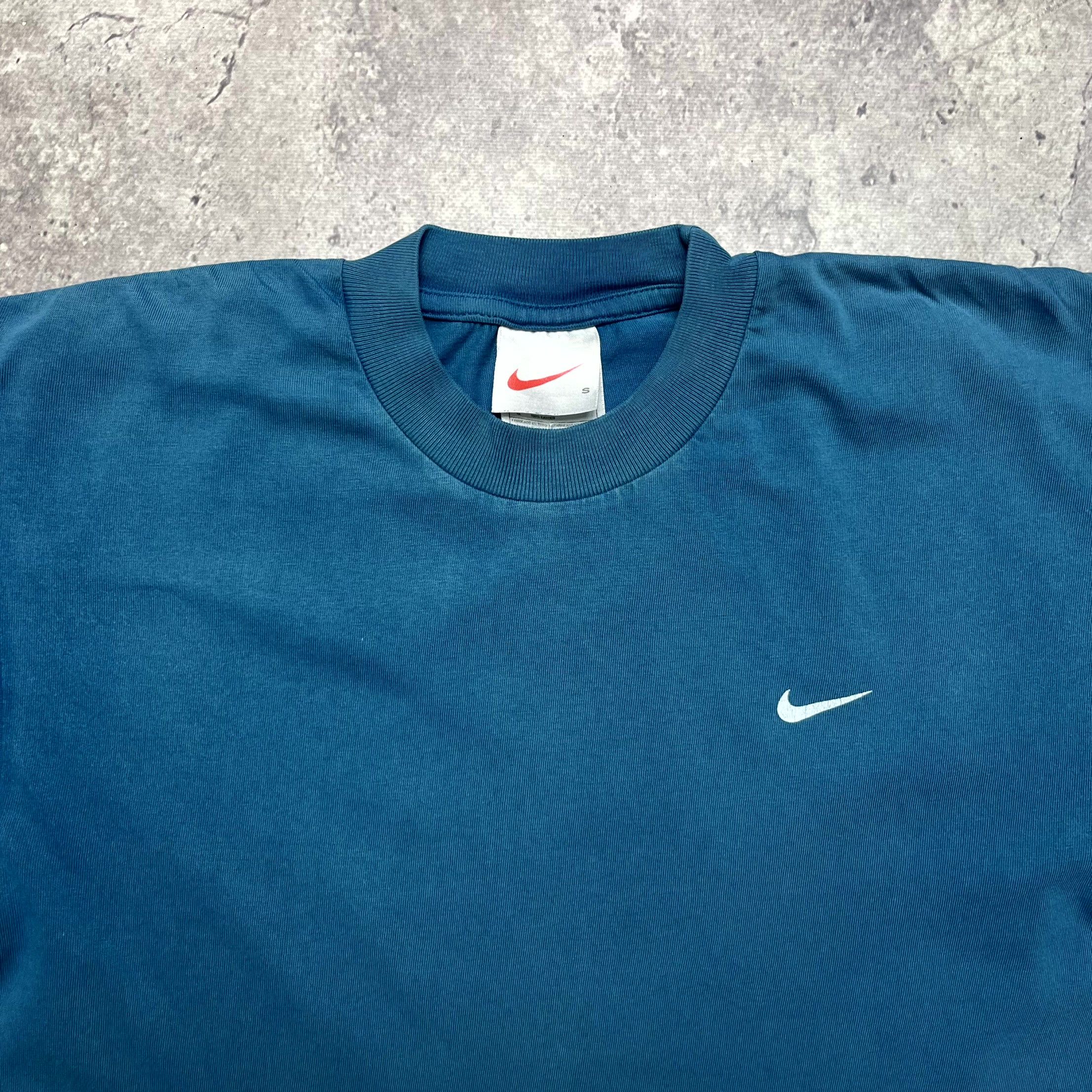 Nike Vintage Nike T‑Shirt Turquoise Swoosh Logo Crew Neck Size S Size US S / EU 44-46 / 1 - 2 Thumbnail