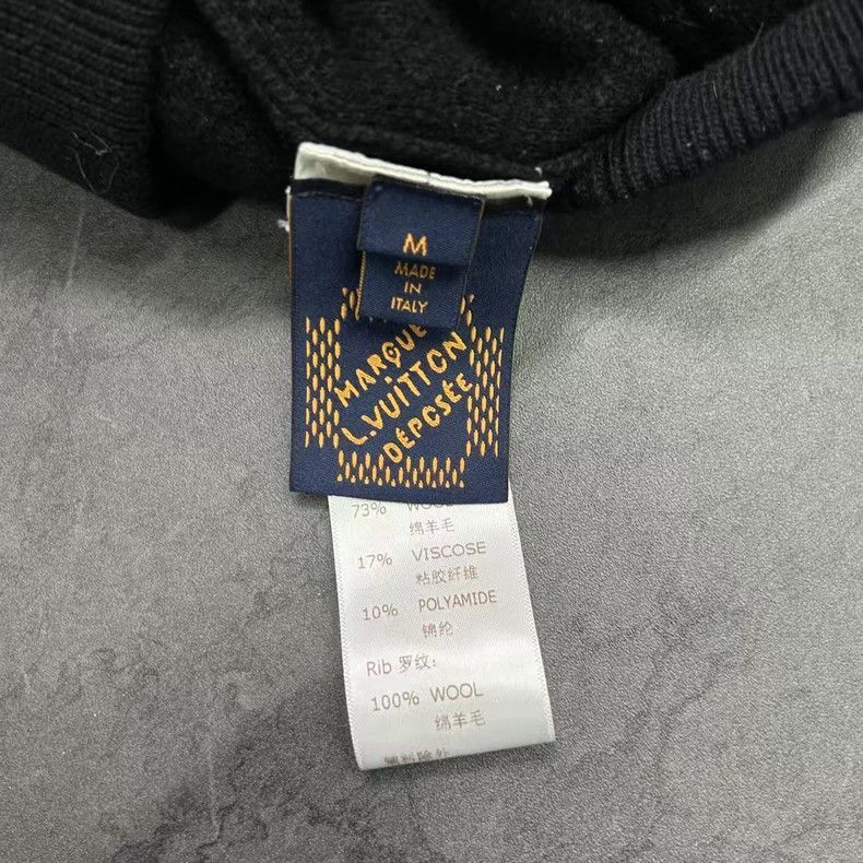Louis Vuitton Louis Vuitton Asymmetric Monogram Knit Cardigan Size US M / EU 48-50 / 2 - 5 Thumbnail