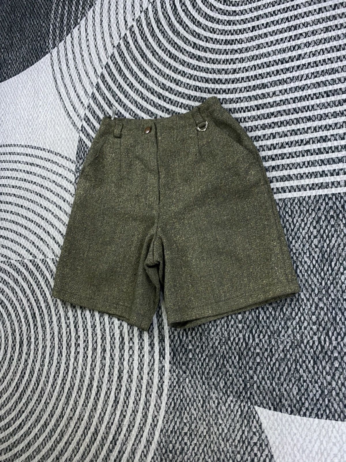 Christian Dior Monsieur Vintage Christian Dior Sports Wool Short Pants Size 26" / US 2 / IT 38 - 4 Thumbnail
