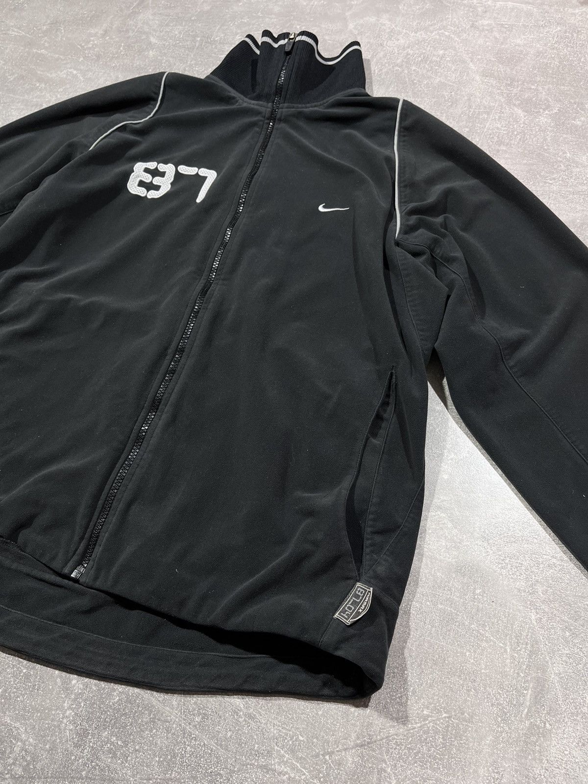 Nike × Vintage Vintage Nike Air Fleece Jacket Swoosh Y2k Japan Style Size US L / EU 52-54 / 3 - 2 Thumbnail