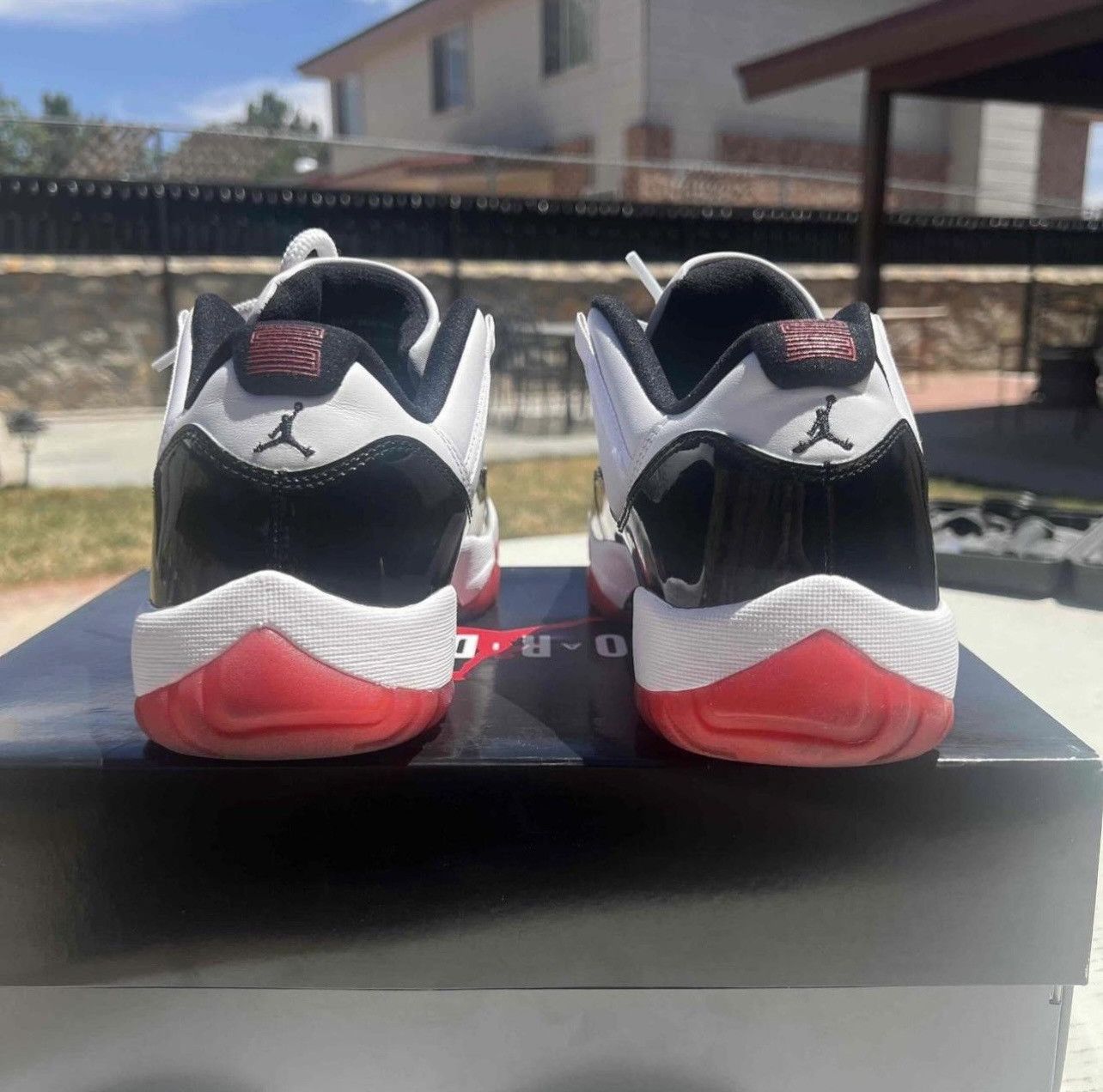 Jordan Brand Air Jordan 11 low concord bred Size US 11 / EU 44 - 4 Thumbnail