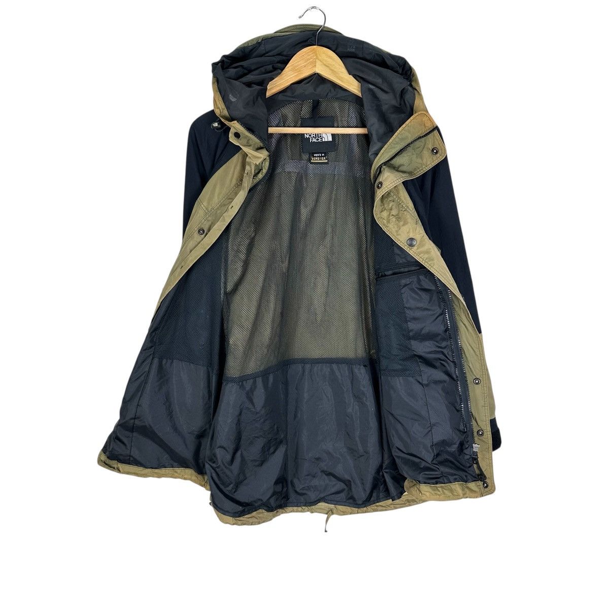 The North Face THE NORTH FACE GORETEX HOODIE LIGHT JACKET Size US M / EU 48-50 / 2 - 11 Thumbnail