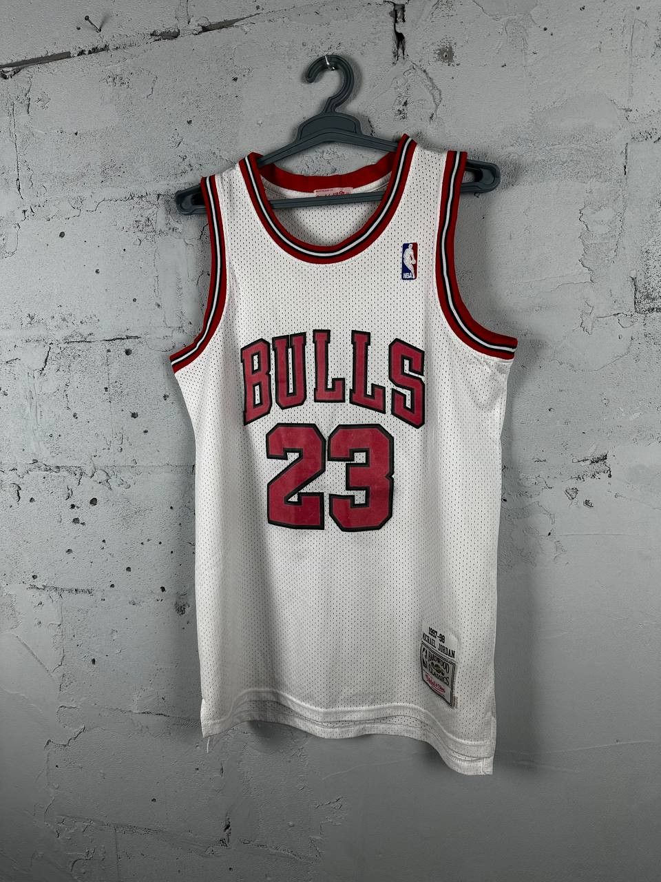 Mitchell & Ness × NBA × Vintage VTG Mitchell & Ness Hardwood Classics Bulls Jordan Jersey Size US M / EU 48-50 / 2 - 2 Thumbnail