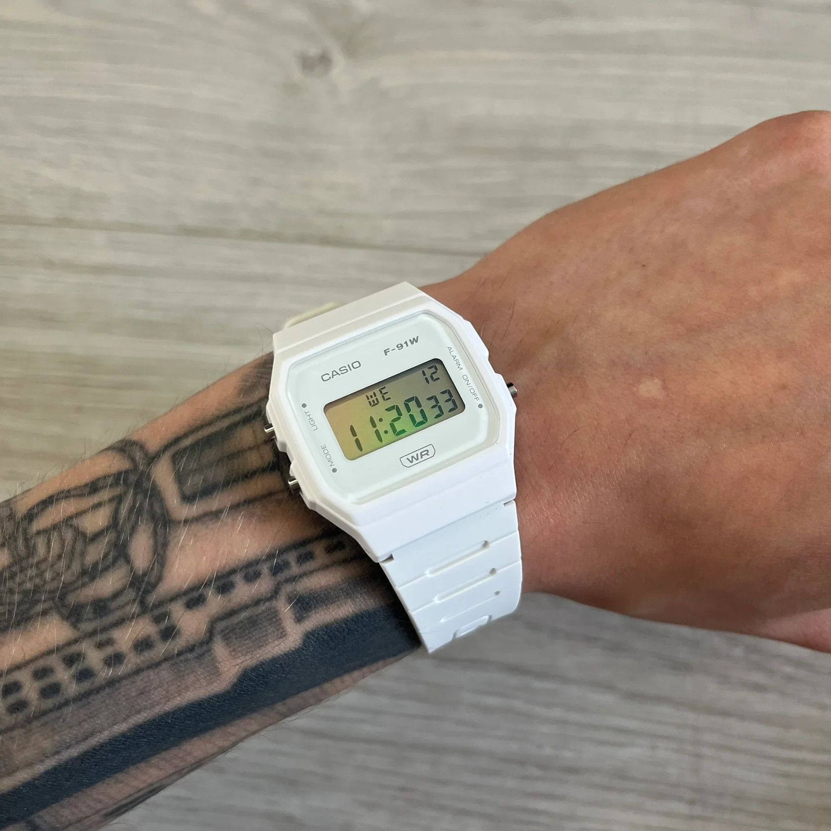 Casio Casio f-91W White & Holo "White Crystal" Digital Watch Size ONE SIZE - 2 Thumbnail