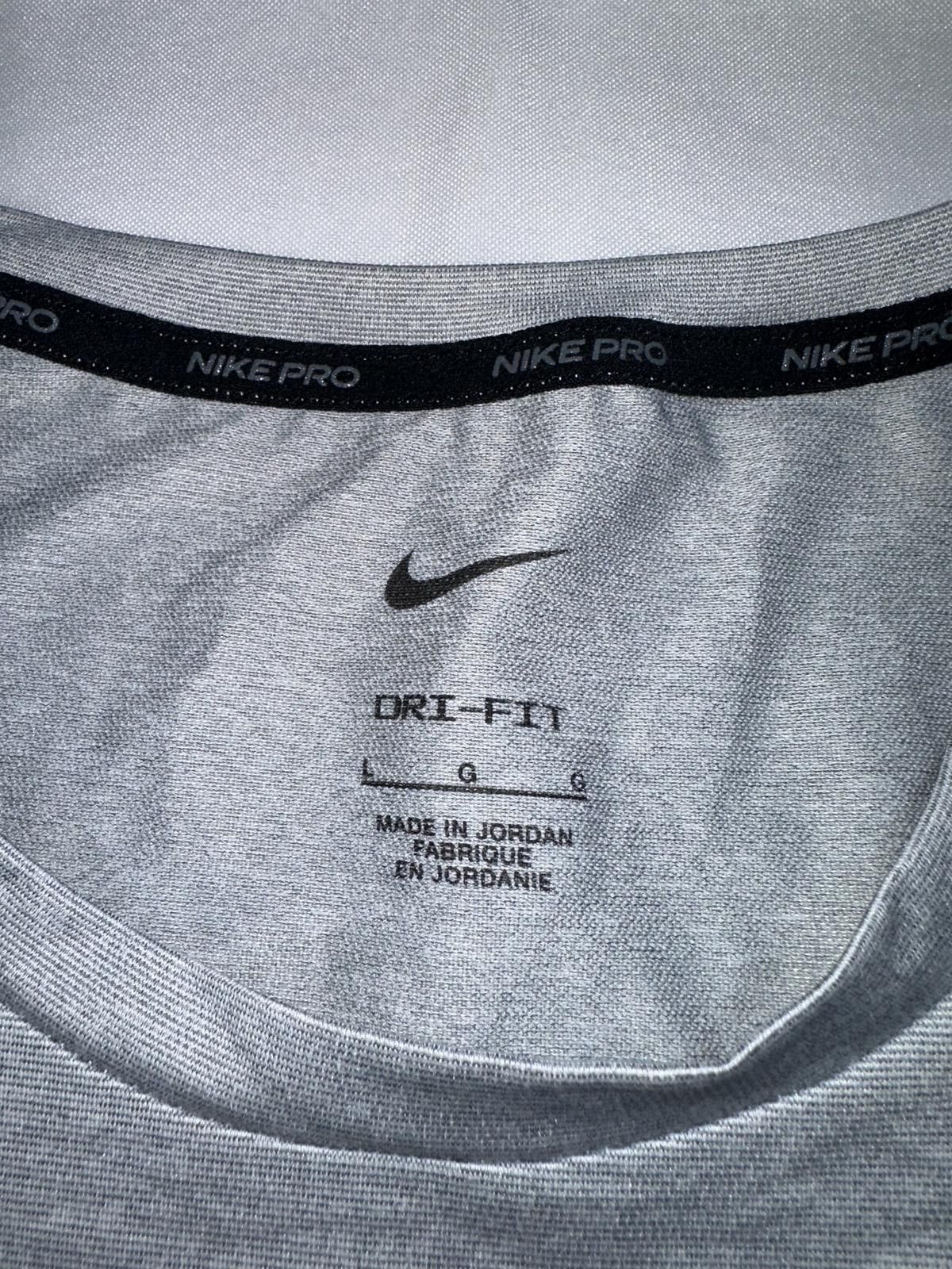 Nike Nike Pro Men's Dri-Fit Short Sleeve Training Shirt Size US L / EU 52-54 / 3 - 3 Thumbnail