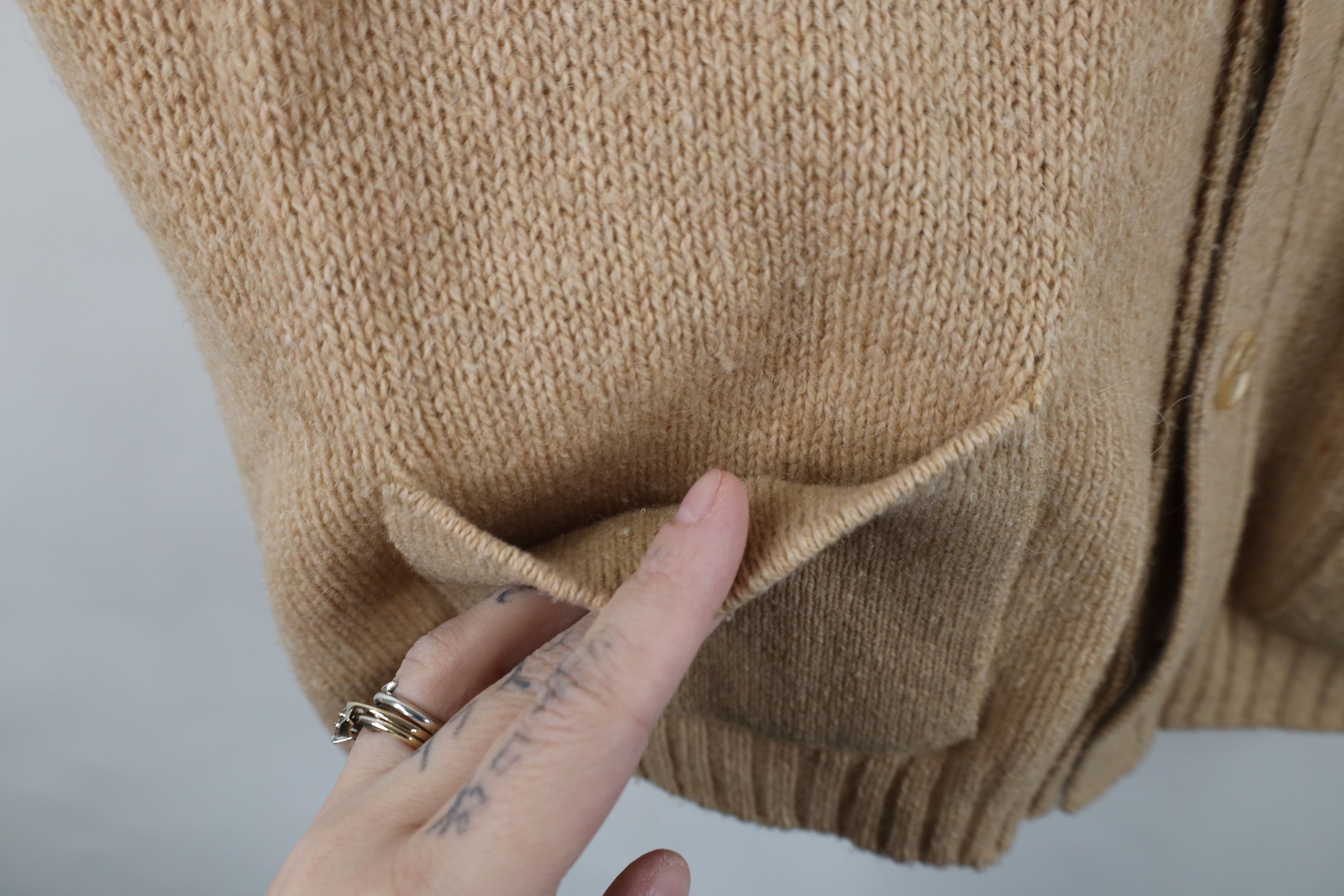 Vintage Vintage 70s Streetwear Ribbed Knit Cardigan Sweater Vest USA Size US L / EU 52-54 / 3 - 8 Thumbnail