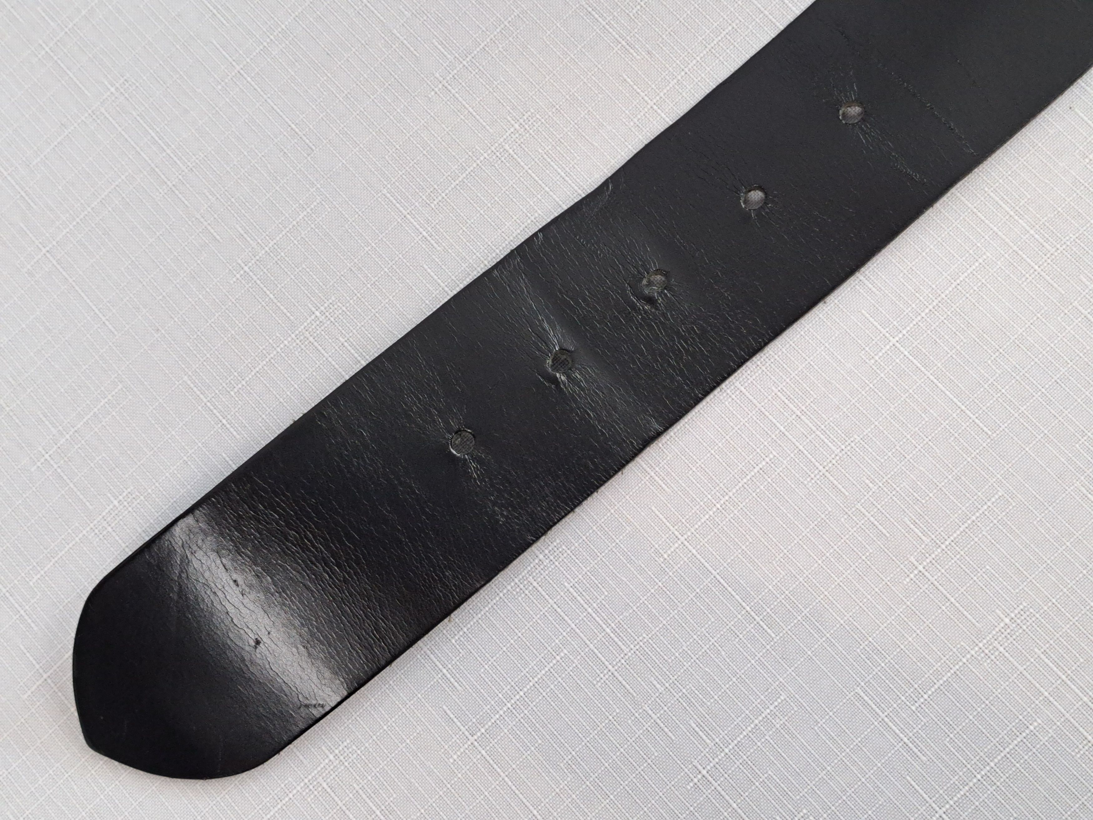Burberry Burberry London leather belt. Made in England Size ONE SIZE - 12 Thumbnail