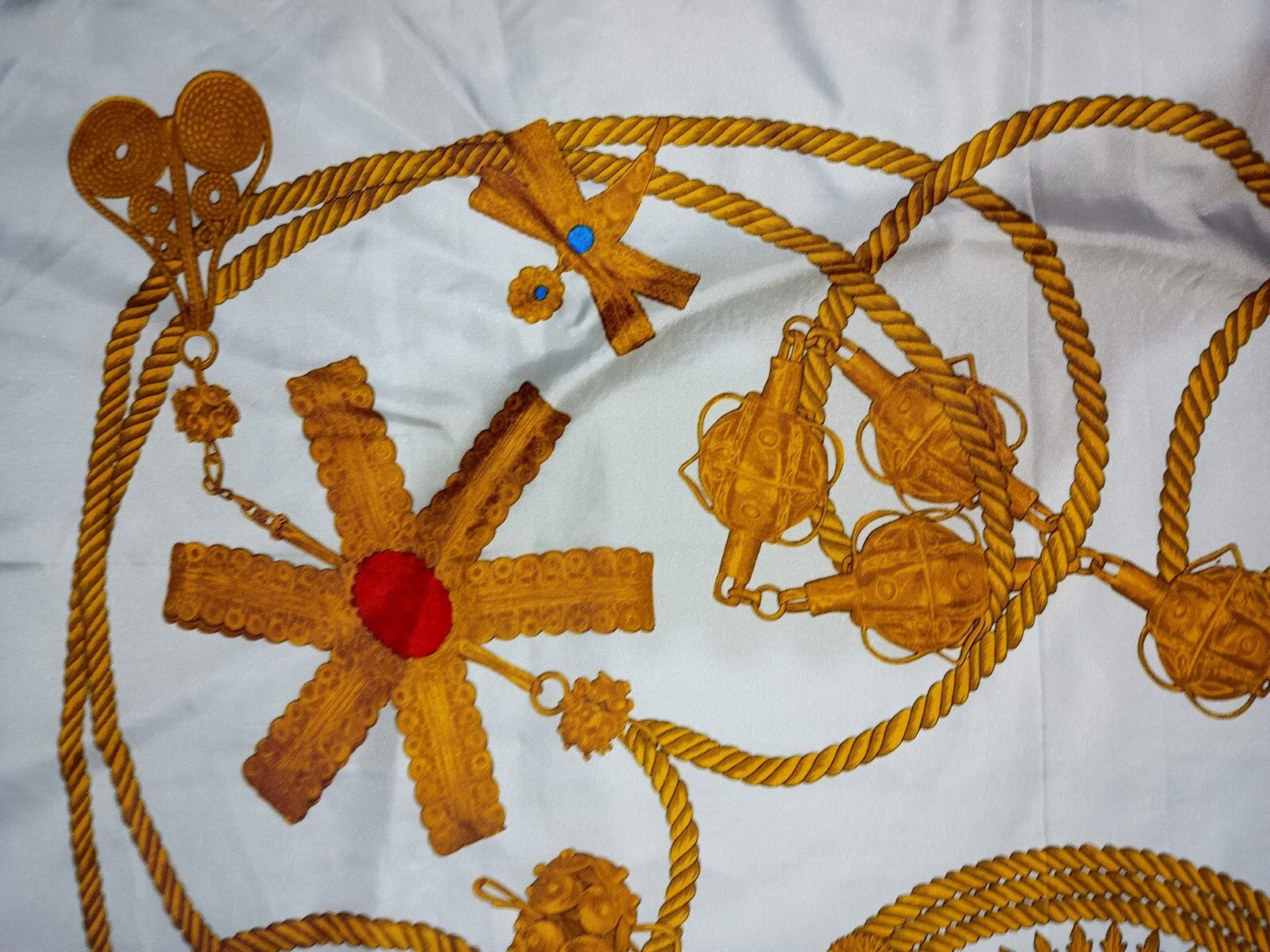 Junko Shimada JUNKO SHIMADA JAPAN Victorian Jewelry Rope Gold Silk Scarf Size ONE SIZE - 8 Thumbnail