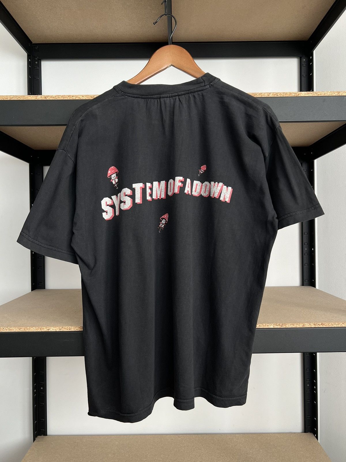Band Tees Vintage 2000s System of a Down SOAD Mushroom Elephant Tshirt Size US M / EU 48-50 / 2 - 4 Thumbnail