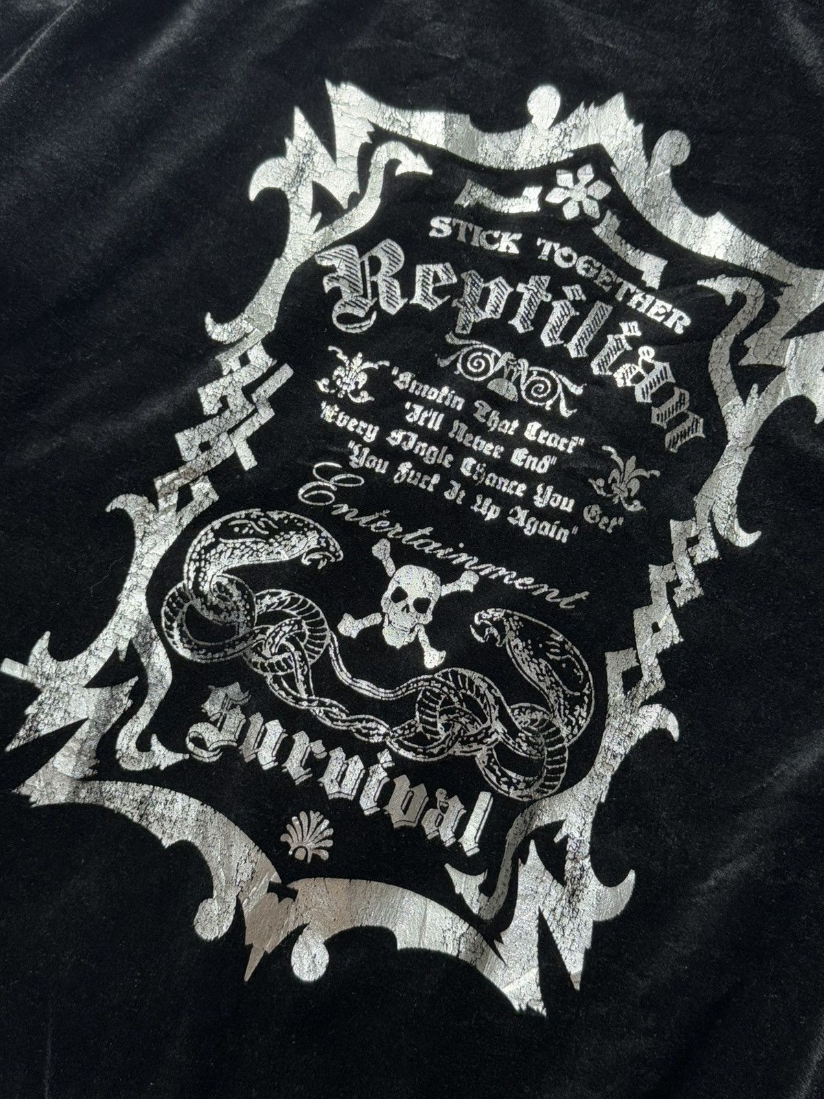 If Six Was Nine × Japanese Brand × Le Grande Bleu (L.G.B.) Fur Velvet Hoodie Poem Snake Skulls Age Core Style Size US L / EU 52-54 / 3 - 6 Thumbnail