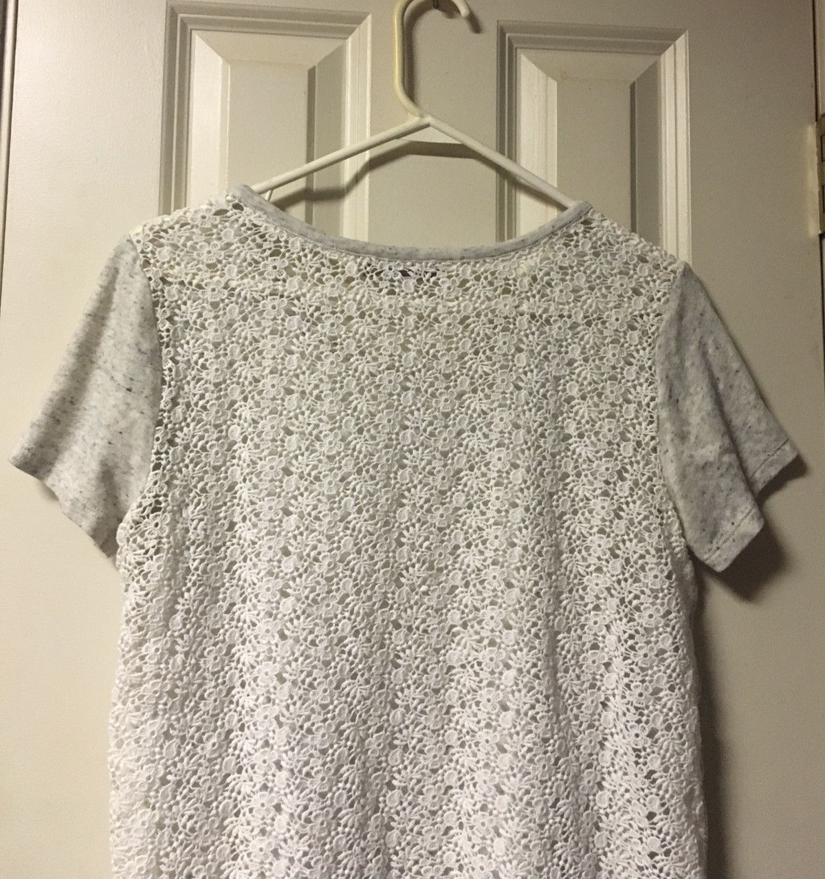 Loft Loft Women’s Top Size Small Excellent Condition Lace Back Size S / US 4 / IT 40 - 8 Thumbnail