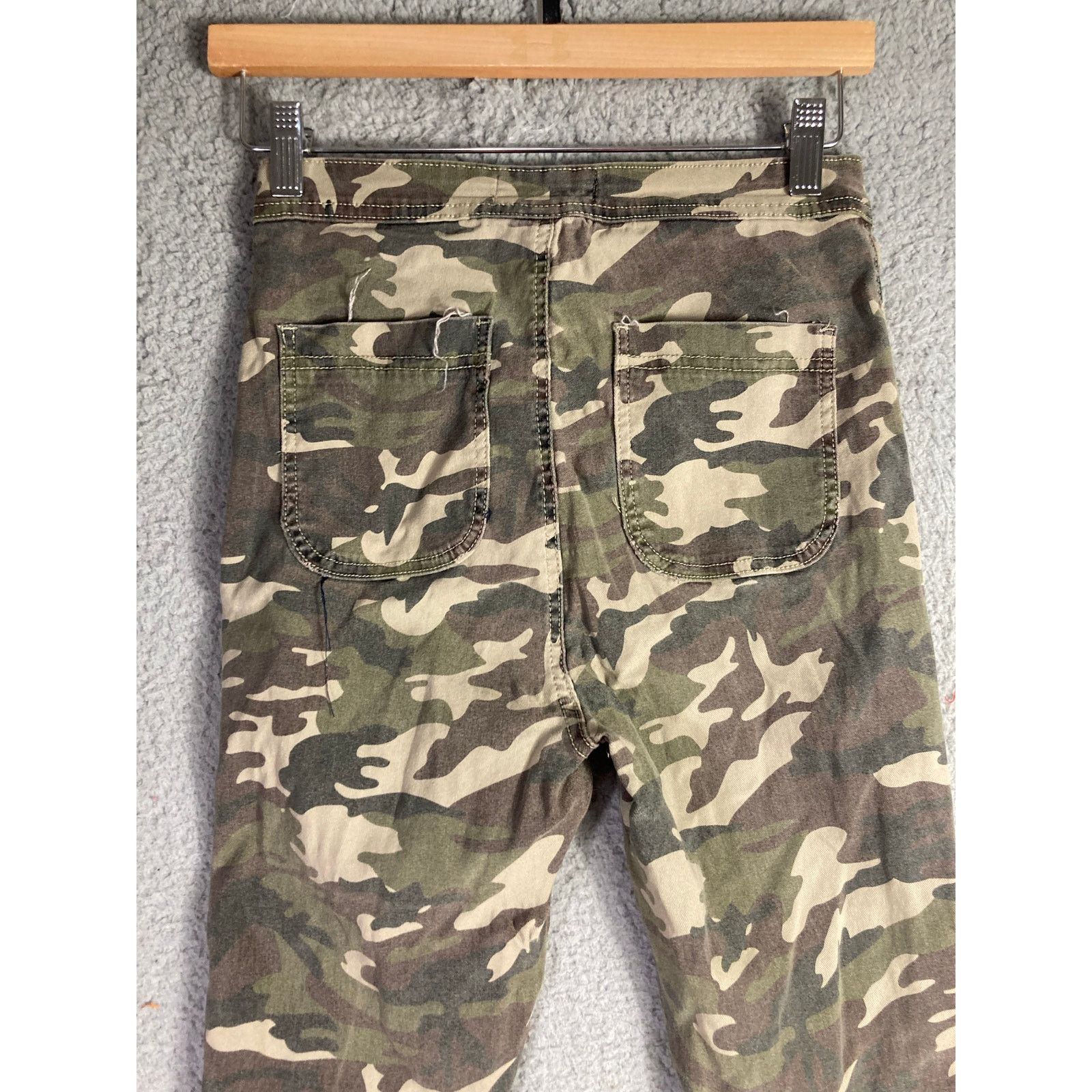 Other JC & JQ Women's Camo High Rise Skinny Jeans Size L Size 23" - 9 Thumbnail