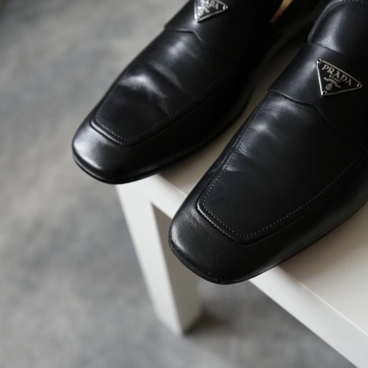 Prada PRADA Black Triangle Logo Leather Loafers EU 42 Size US 9 / EU 42 - 11 Thumbnail