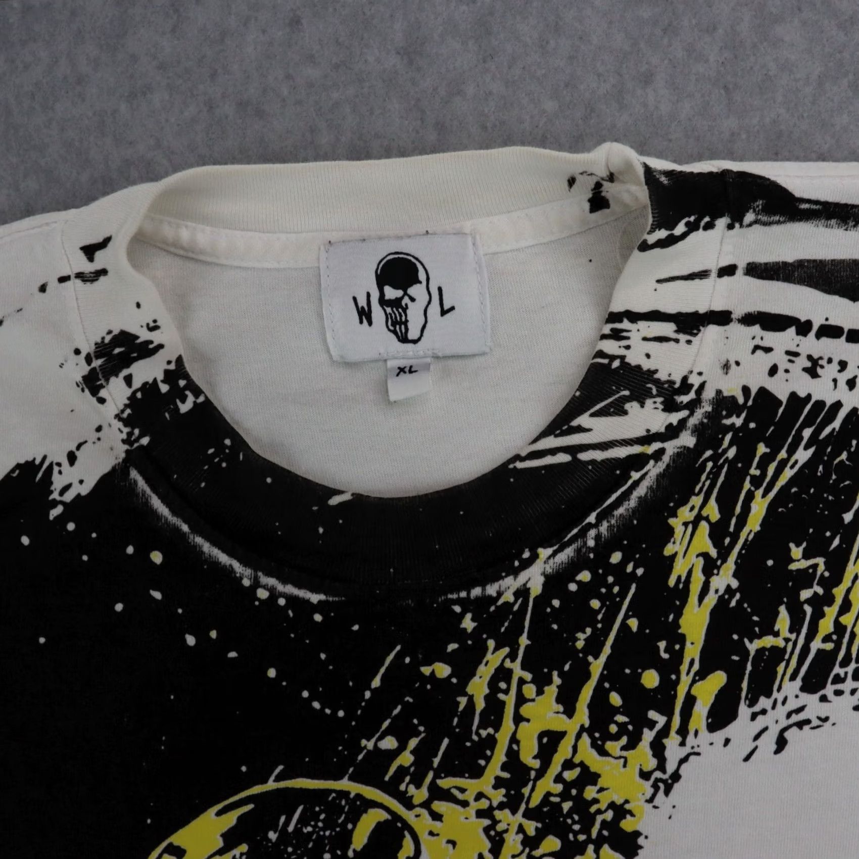 Warren Lotas Warren Lotas Marvel Punisher MENS XL White T-Shirt Size US XL / EU 56 / 4 - 4 Thumbnail