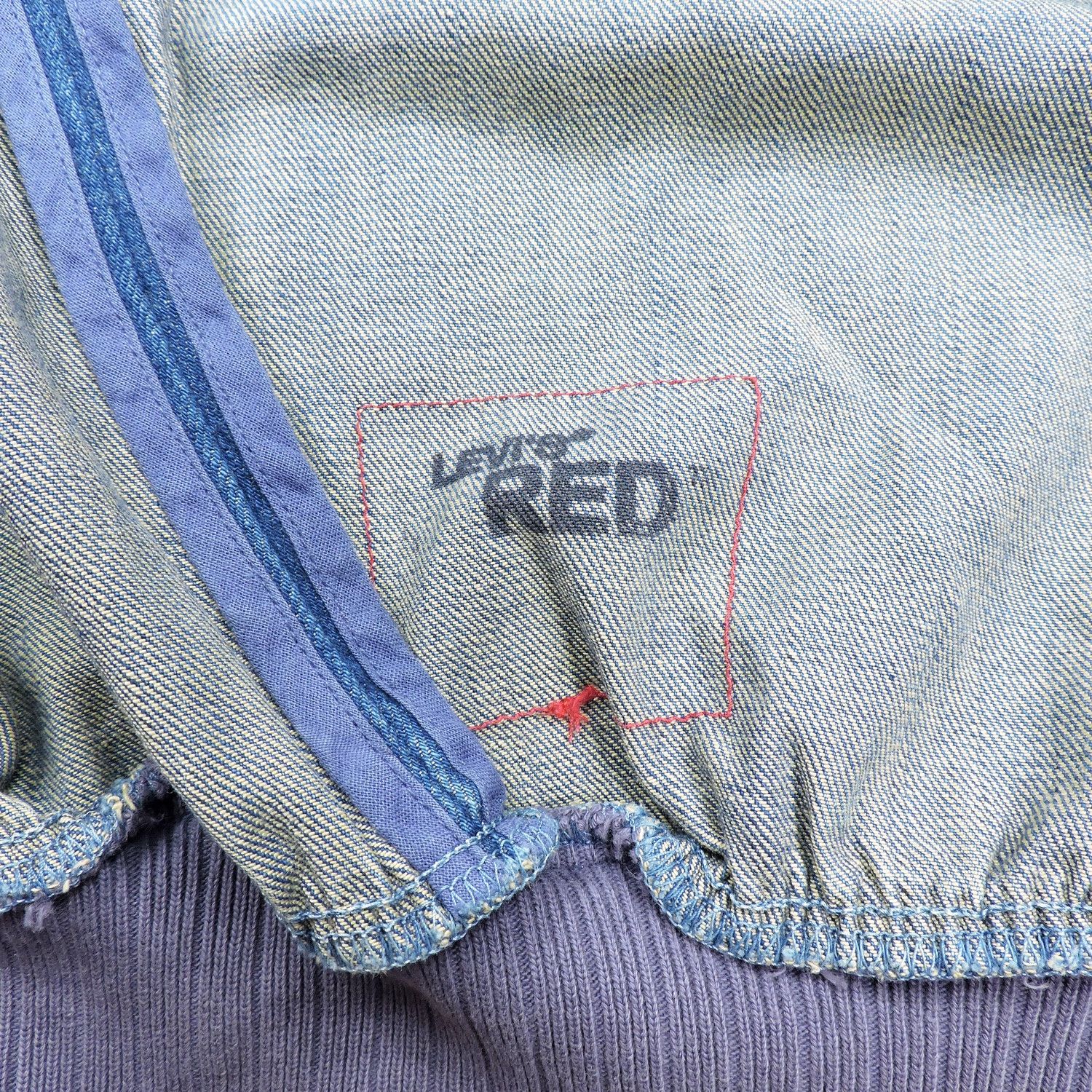 Levi's LEVI'S RED 2001AW ‘RESPONSIBLE-IRRESPONSIBLE’ DENIM JACKET Size XS / US 0-2 / IT 36-38 - 4 Thumbnail