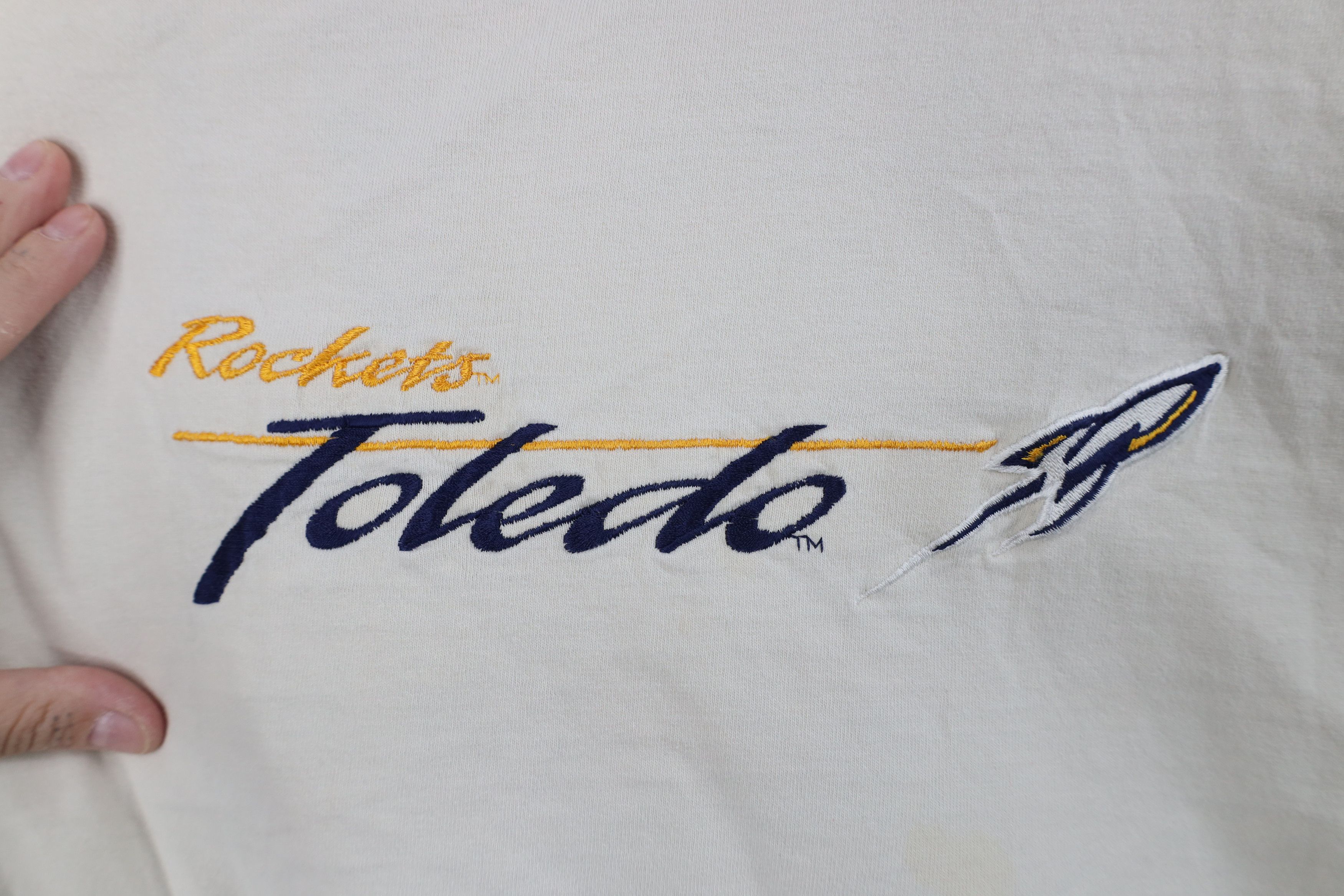 Vintage Vintage 90s University of Toledo Rockets T-Shirt Cotton Size US XL / EU 56 / 4 - 4 Thumbnail