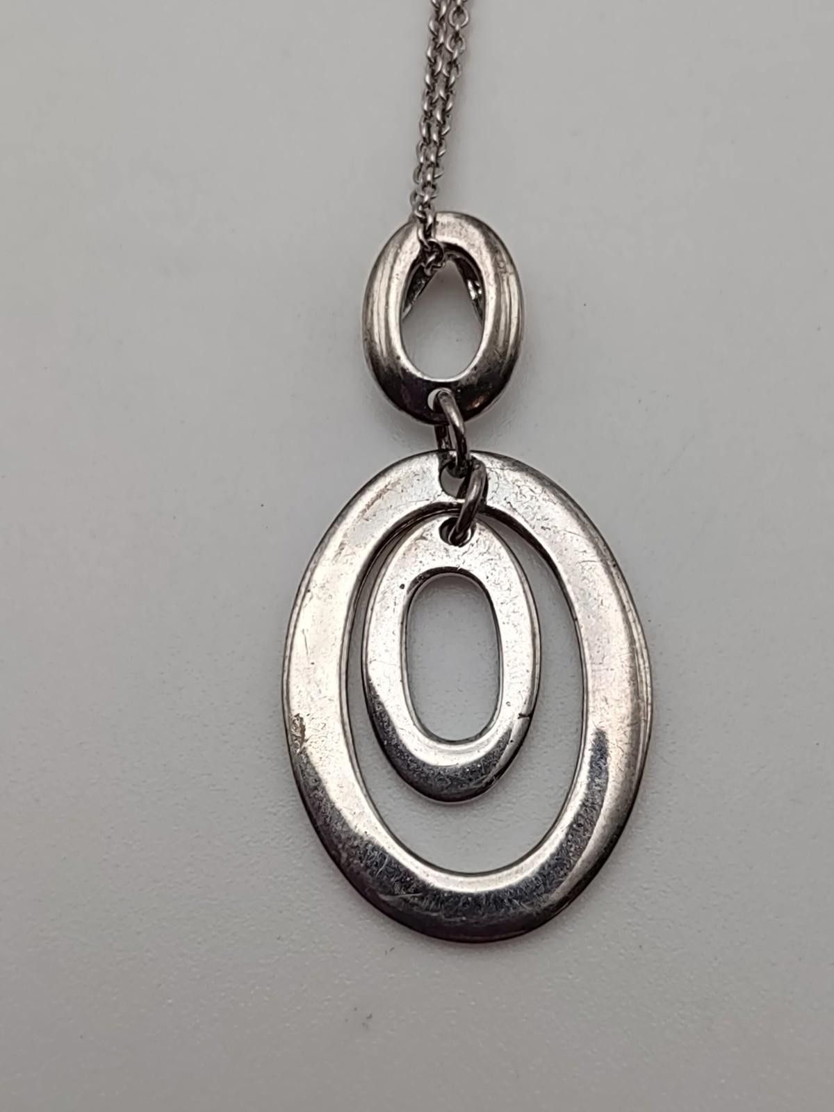 The Unbranded Brand Sterling Silver Double Oval Pendant w 16" Chain Size ONE SIZE - 1 Thumbnail