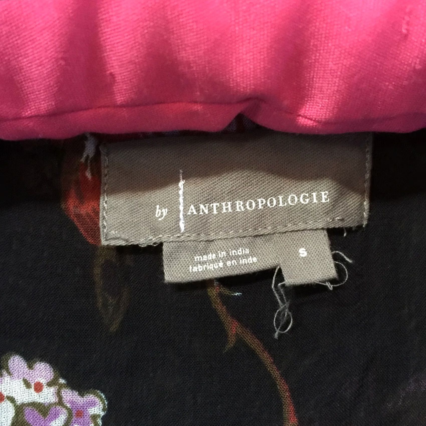Anthropologie Anthropologie Womens V-Neck Floral Ruffle Tiered Tunic Top Puff Sleeve Sz Small Size S / US 4 / IT 40 - 2 Thumbnail