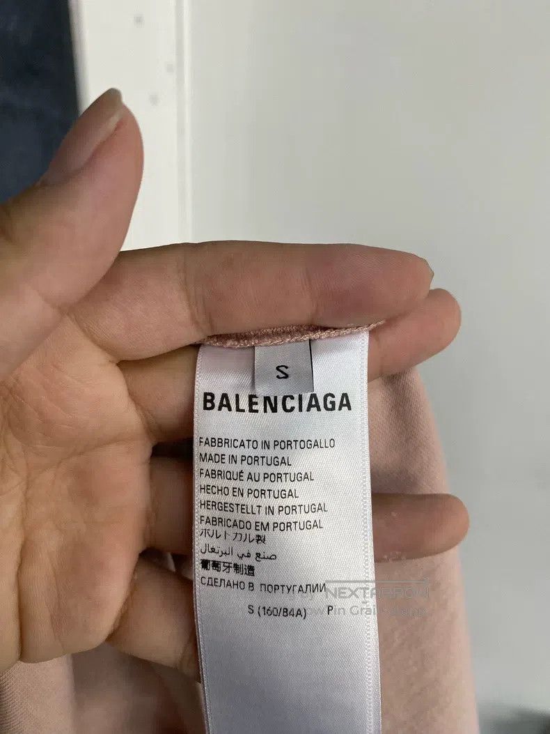Balenciaga Balenciaga Letter Print Round Neck Short Sleeve T-Shirt Size S / US 4 / IT 40 - 6 Thumbnail