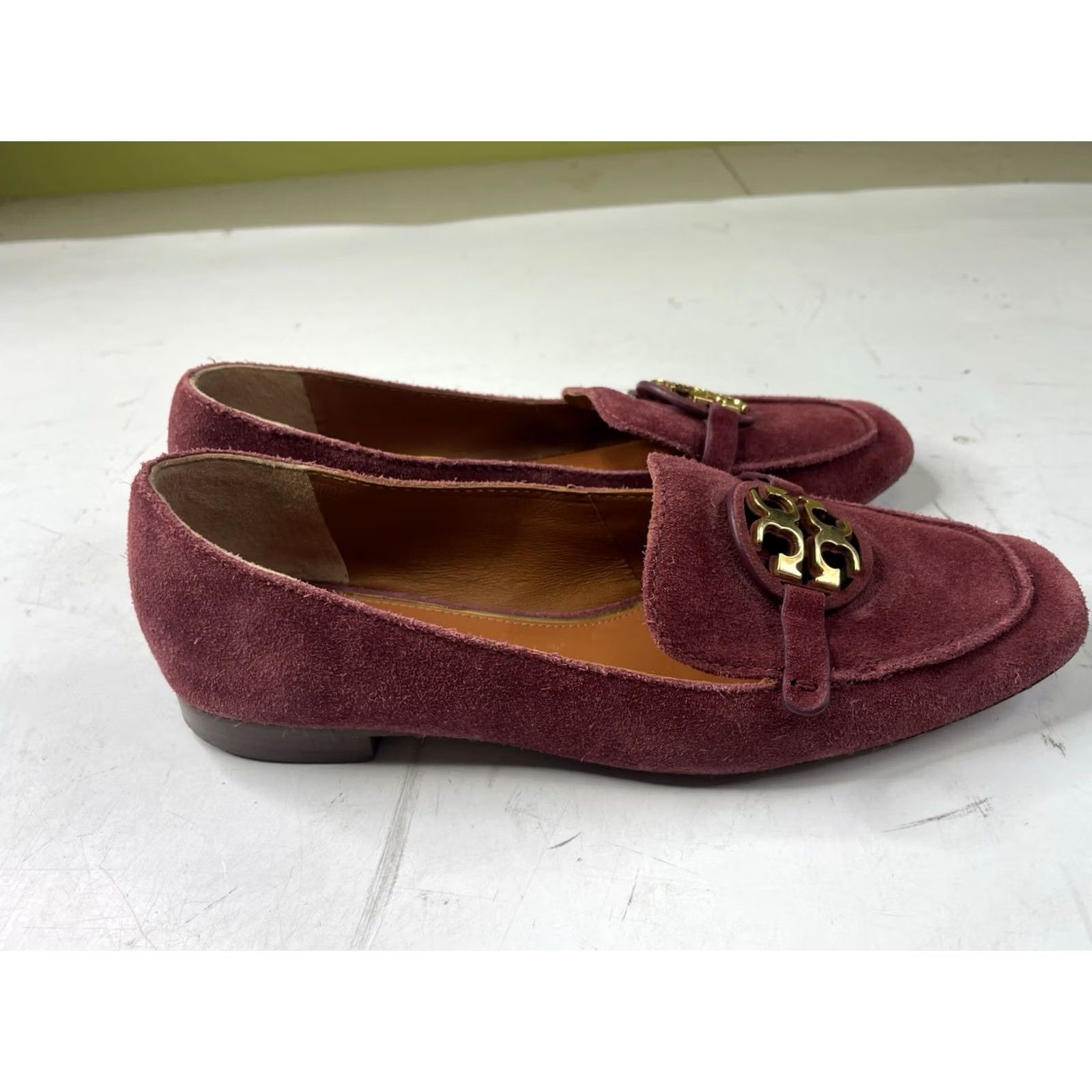Tory Burch Tory Burch Suede Loafers Burgundy Gold Logo Square Toe Size 8 Womens Size US 8 / IT 38 - 5 Thumbnail