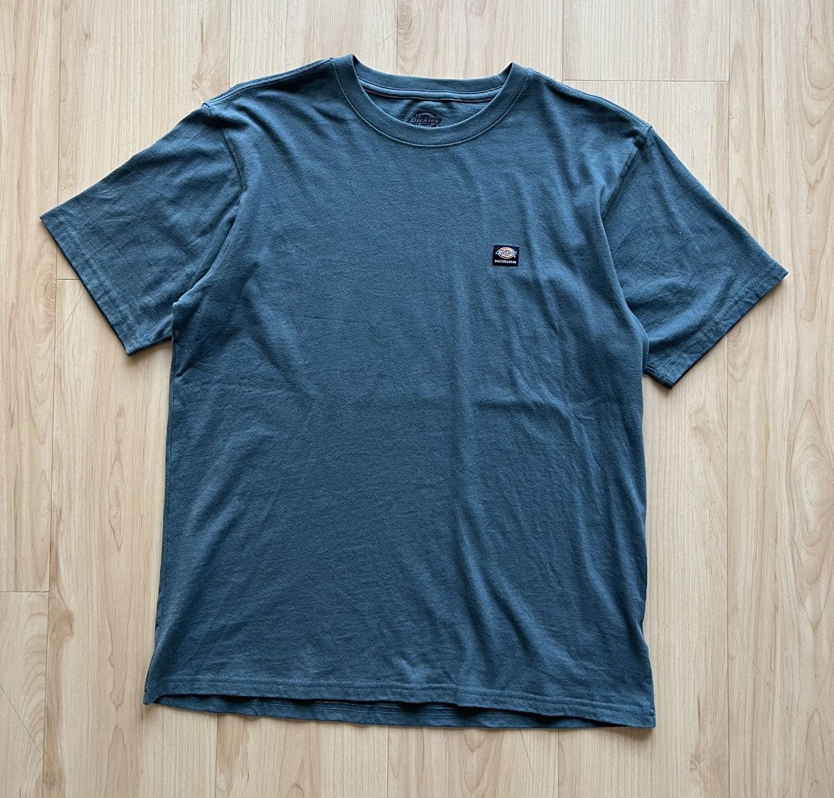 Dickies Dickies Skateboarding Mini Patch T Shirt Size US M / EU 48-50 / 2 - 1 Thumbnail