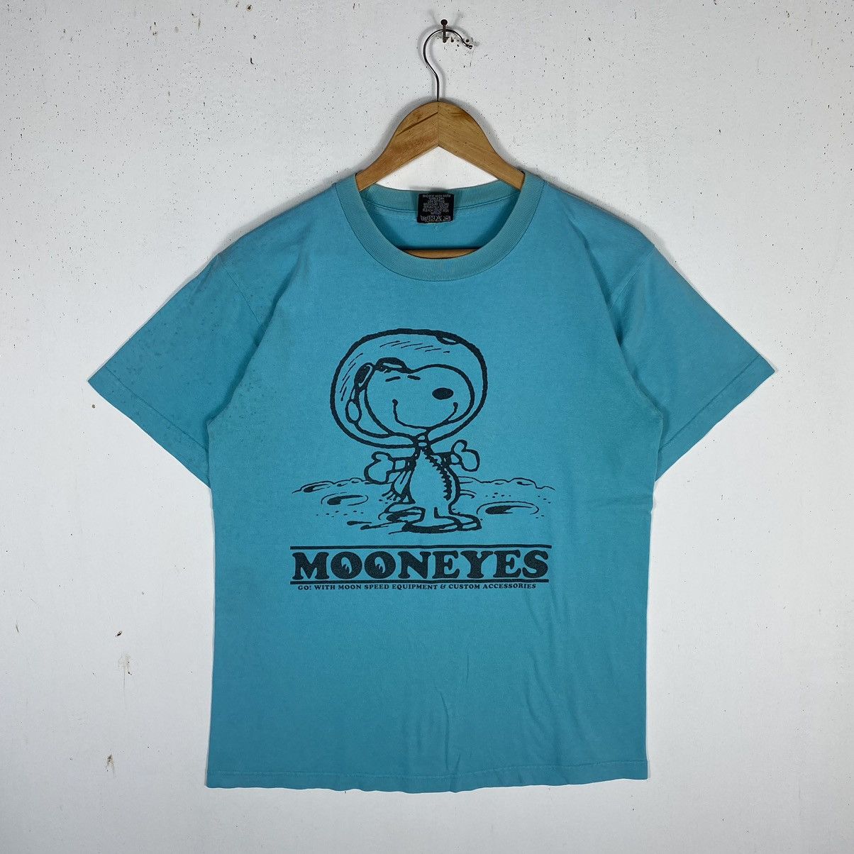 Japanese Brand × Peanuts × Vintage VINTAGE MOONEYES PEANUTS GO WITH MOON TEE Size US M / EU 48-50 / 2 - 2 Thumbnail