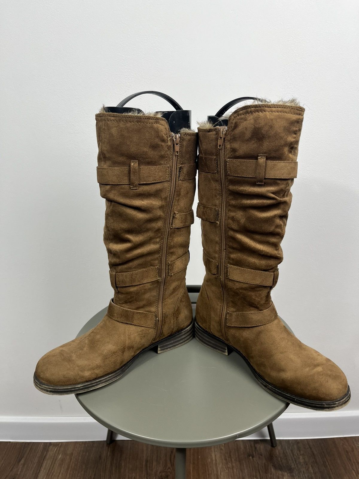 Other Women’s Suede Buckle Knee High Boots Faux Fur Biker EU 40 Size US 9 / IT 39 - 10 Thumbnail